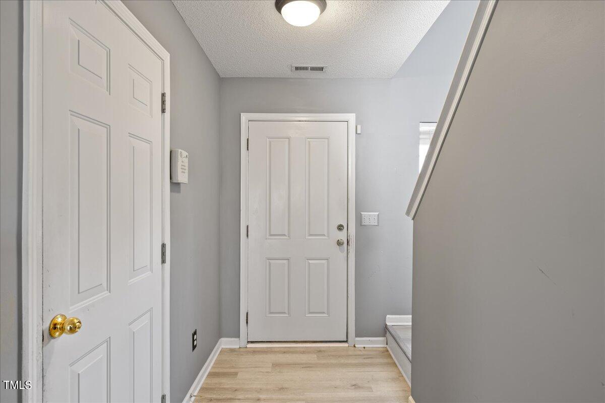 3739 Mountain Brook Circle Circle