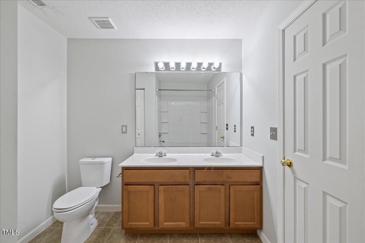 3739 Mountain Brook Circle Circle