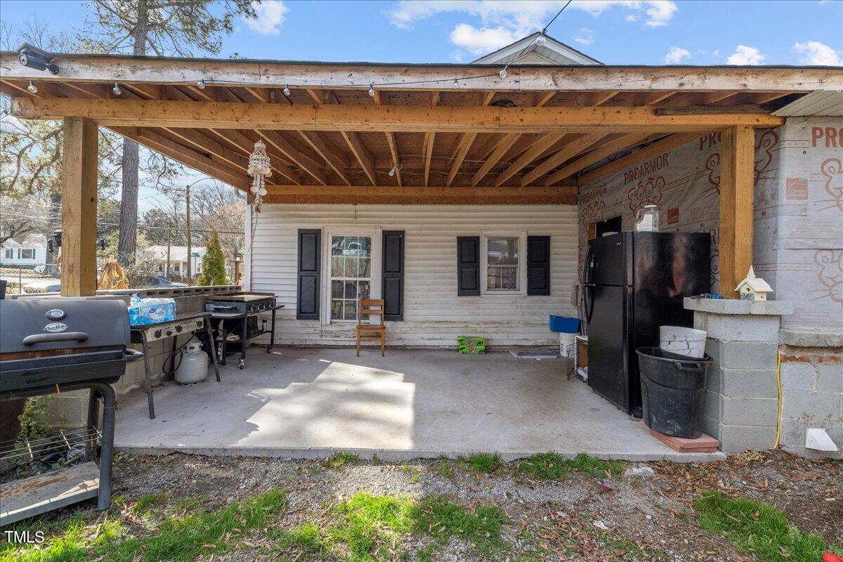 331 Lakeside Avenue