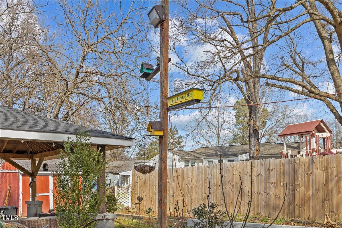 331 Lakeside Avenue