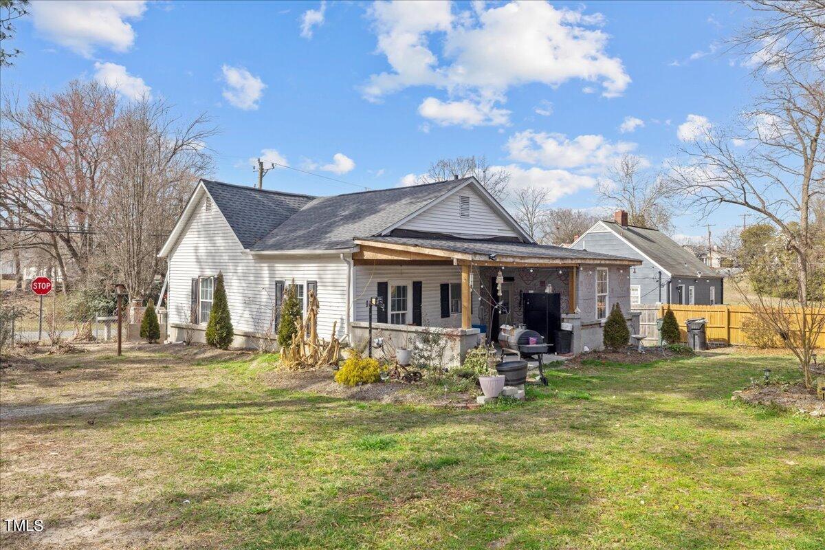 331 Lakeside Avenue
