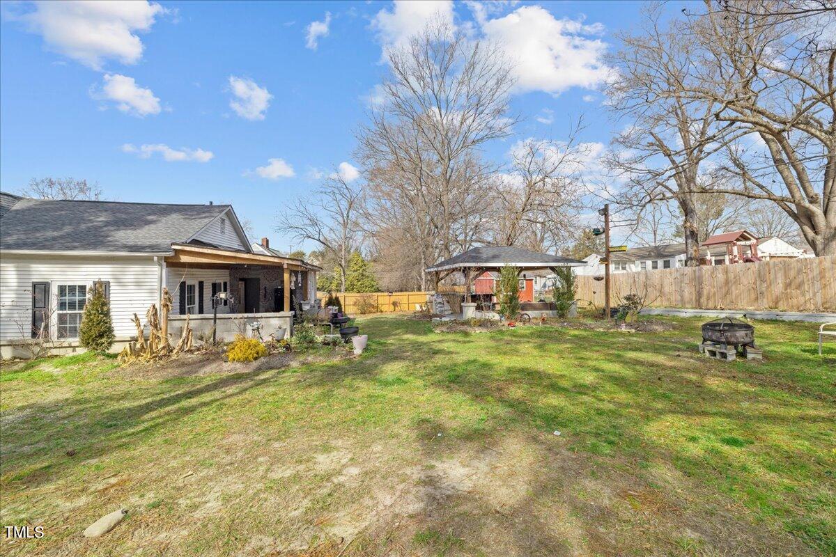 331 Lakeside Avenue