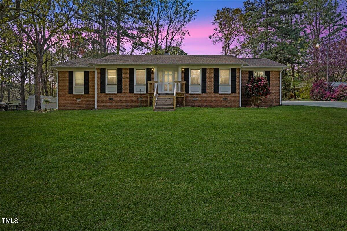 104 Royall Rd Road