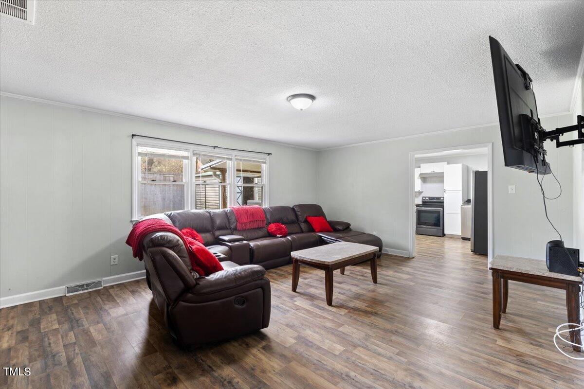 104 Royall Rd Road