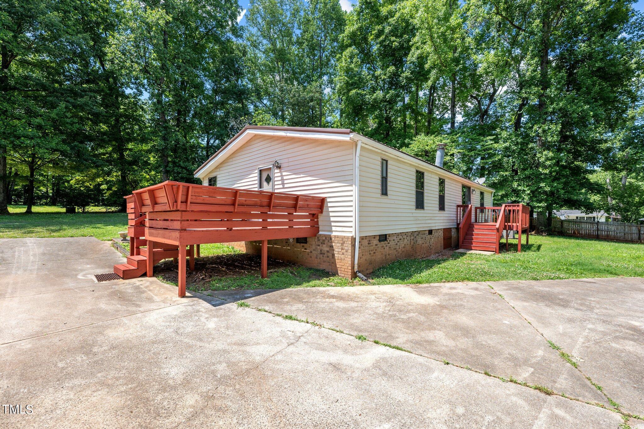 5207 Eno Cemetery Road