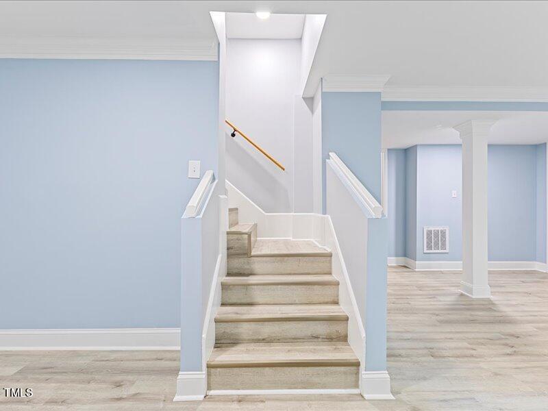 617 Oakdale Court