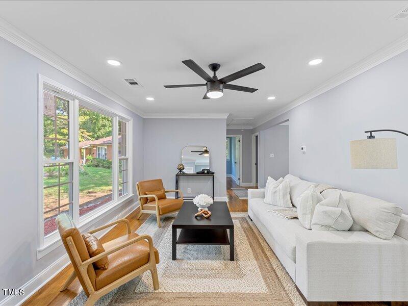 617 Oakdale Court