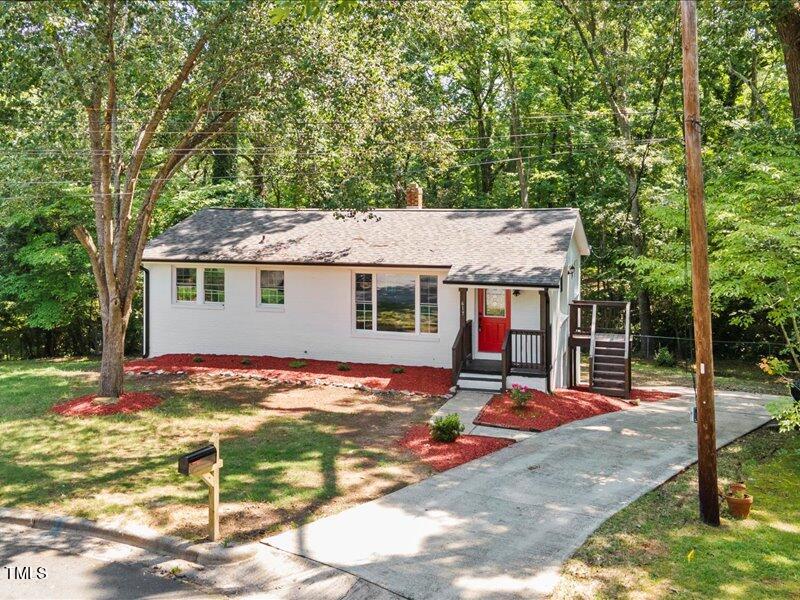 617 Oakdale Court