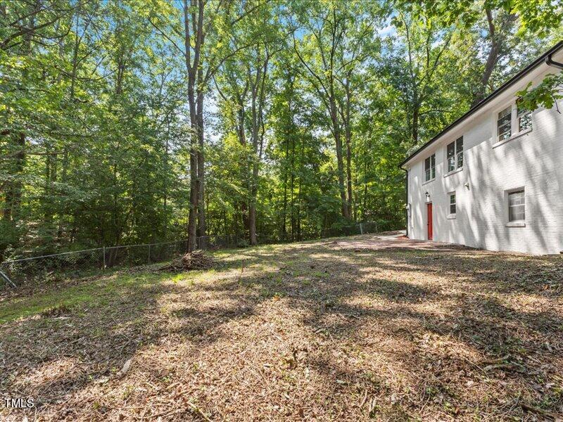 617 Oakdale Court