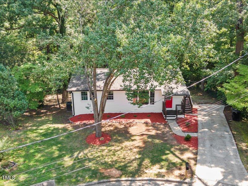 617 Oakdale Court