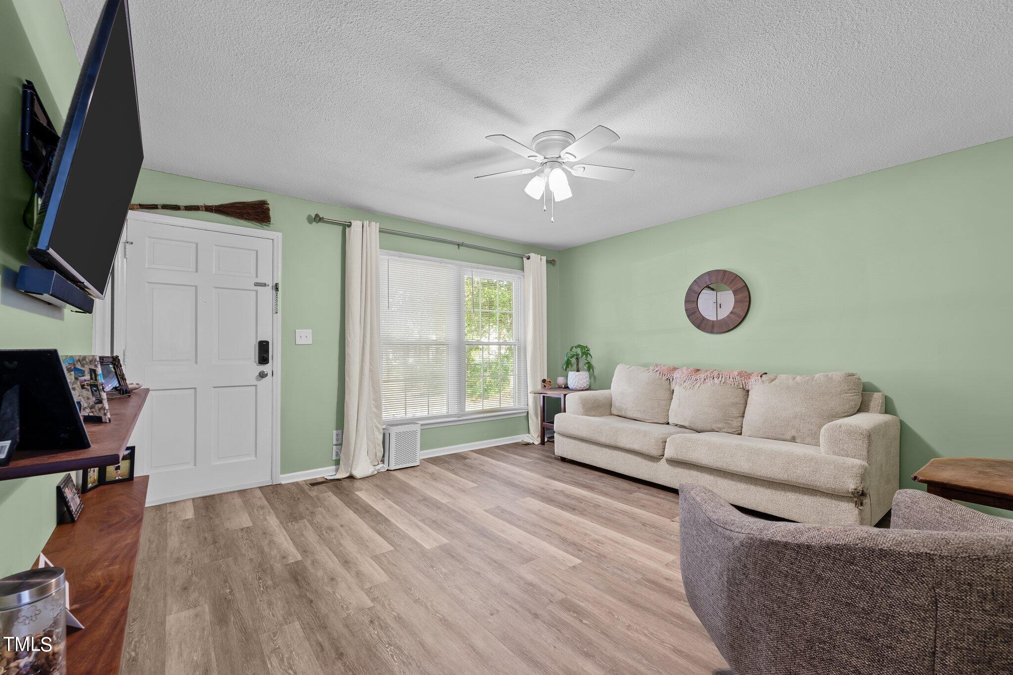 1329 Springdale Drive