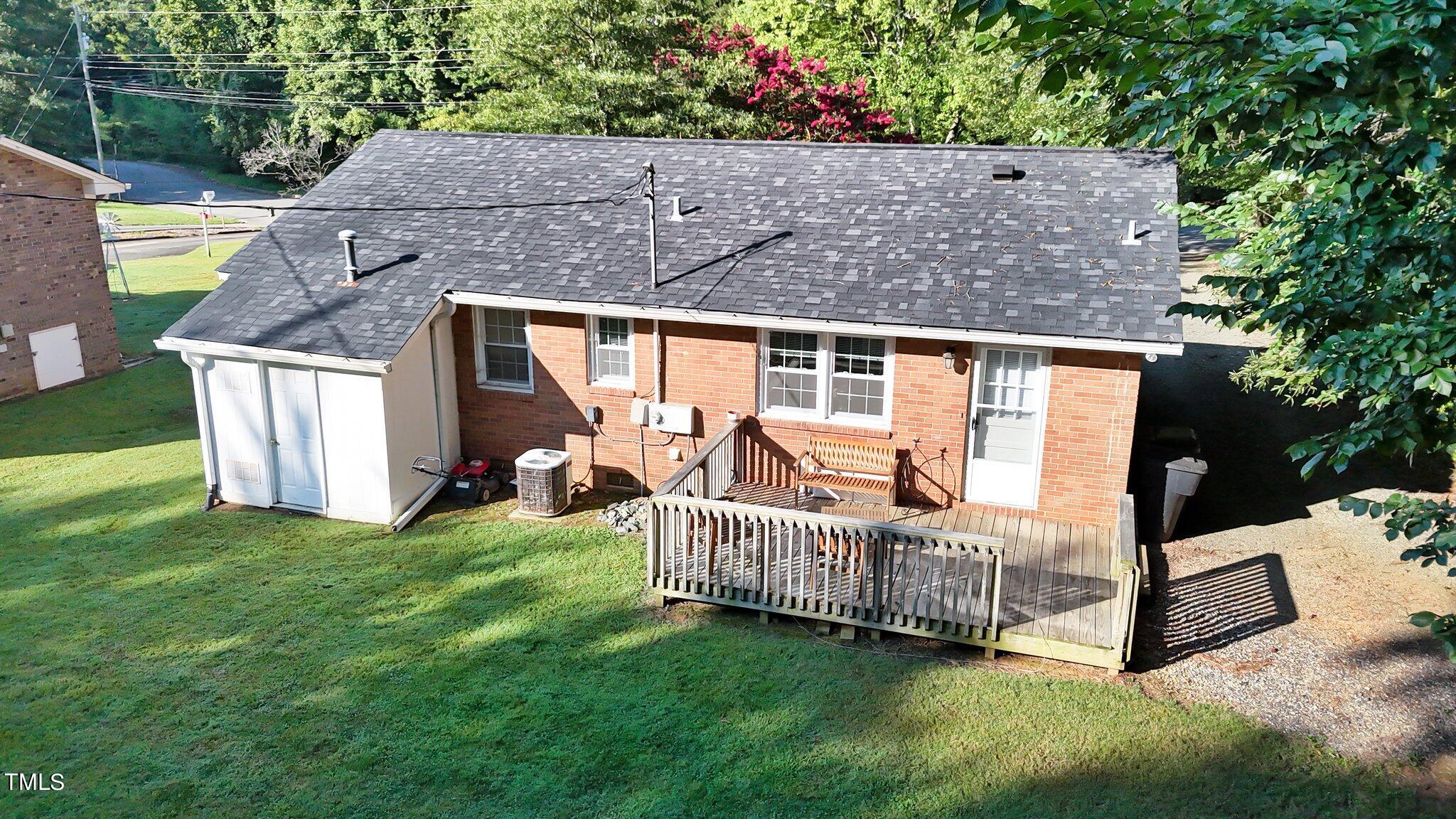 1329 Springdale Drive