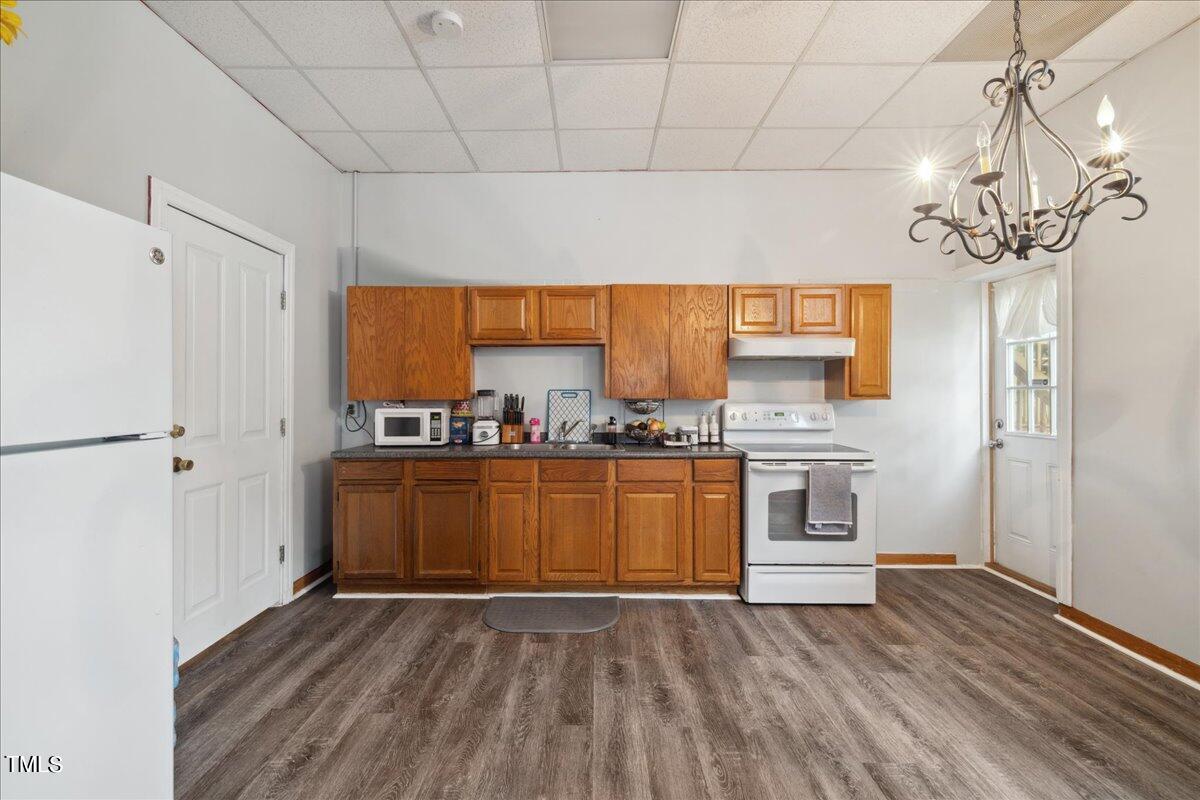 1519 Sherron Road