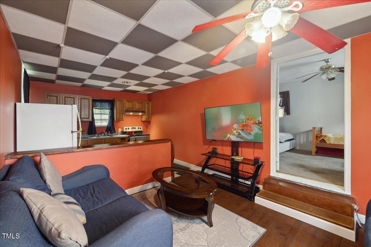 1519 Sherron Road