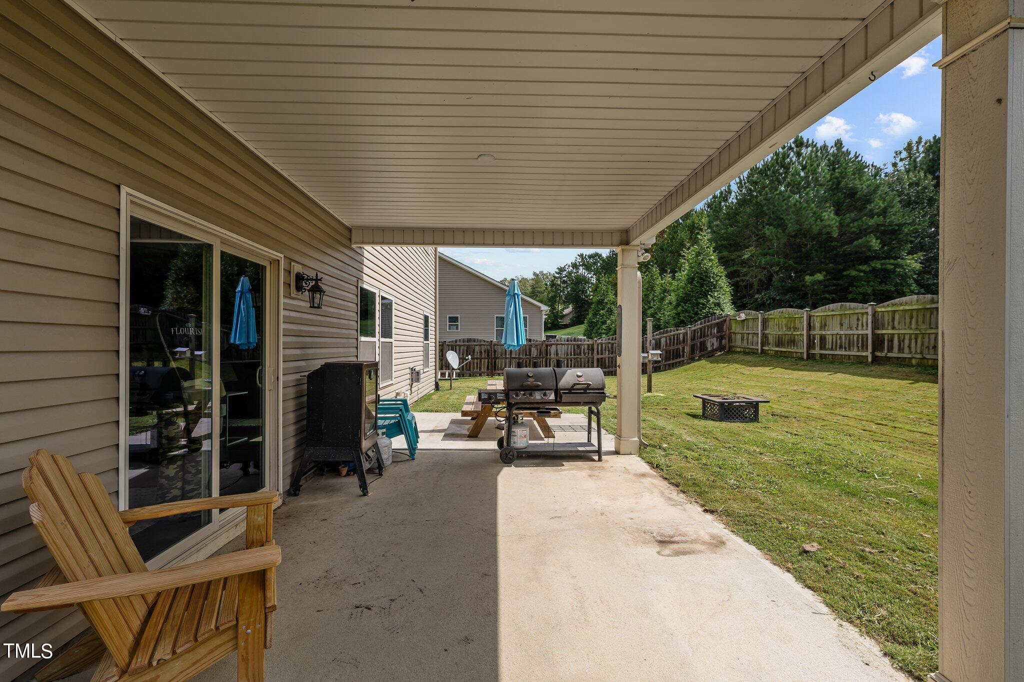 863 Longleaf Pine Place