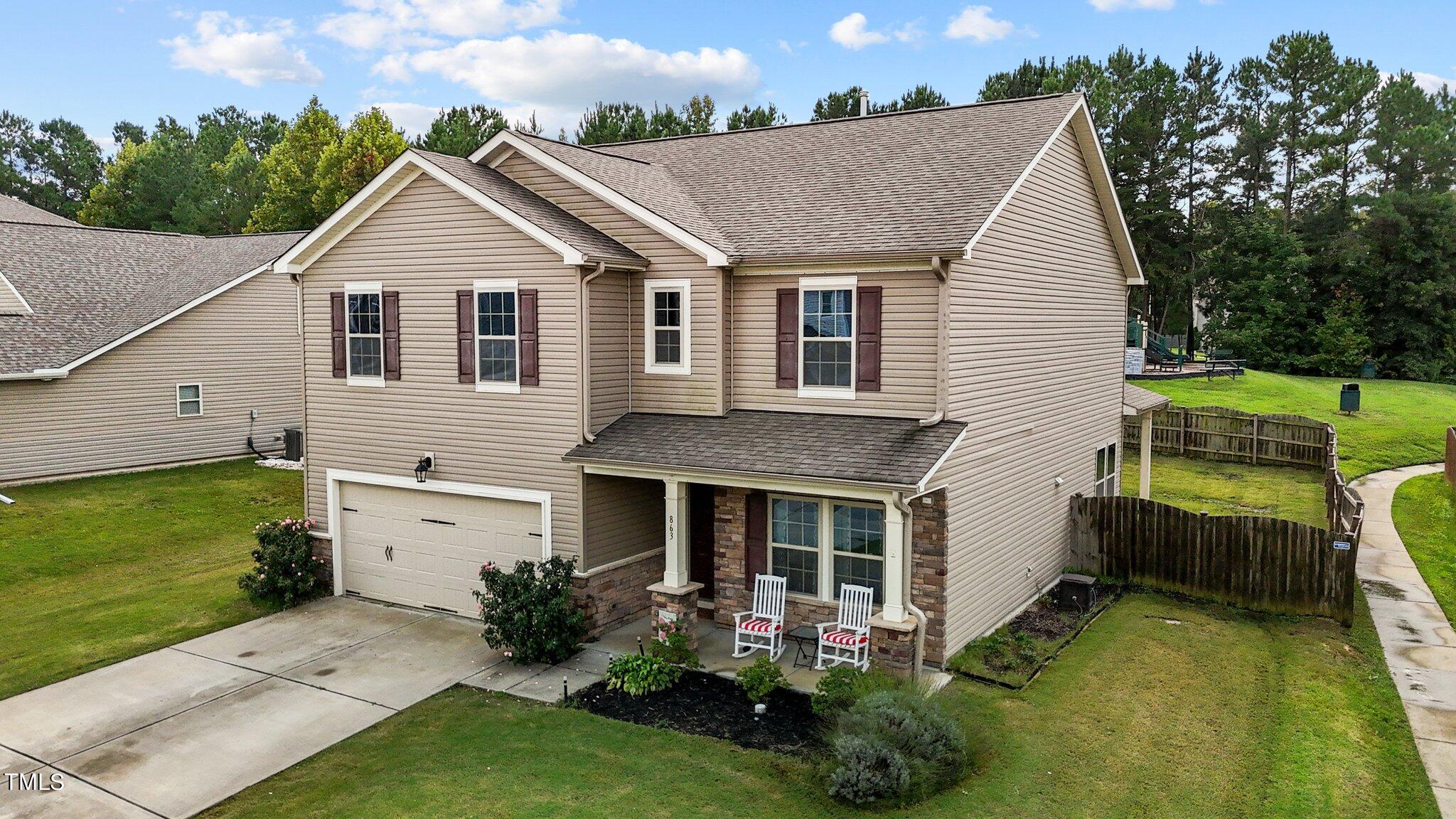 863 Longleaf Pine Place