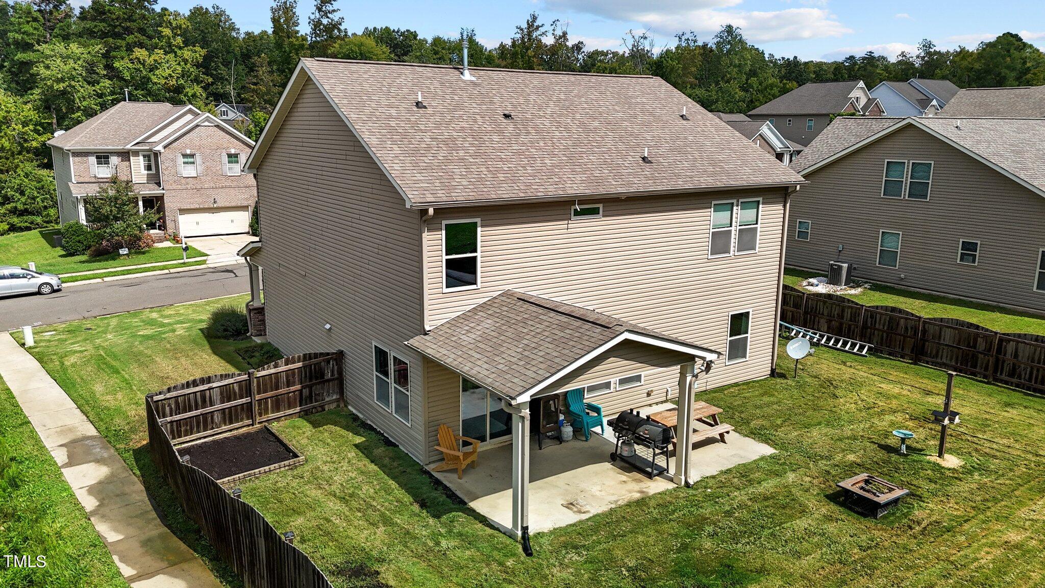 863 Longleaf Pine Place