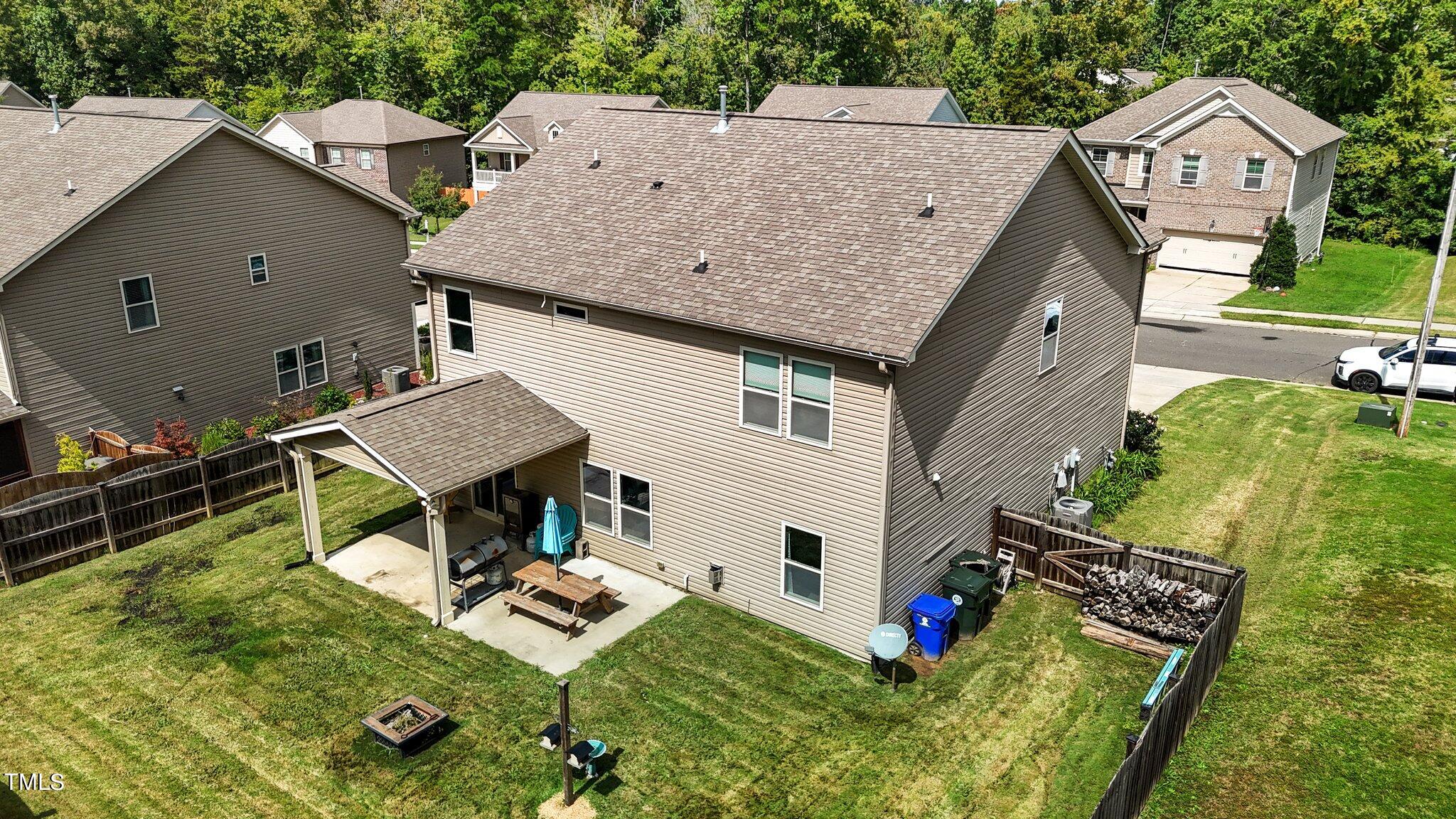 863 Longleaf Pine Place