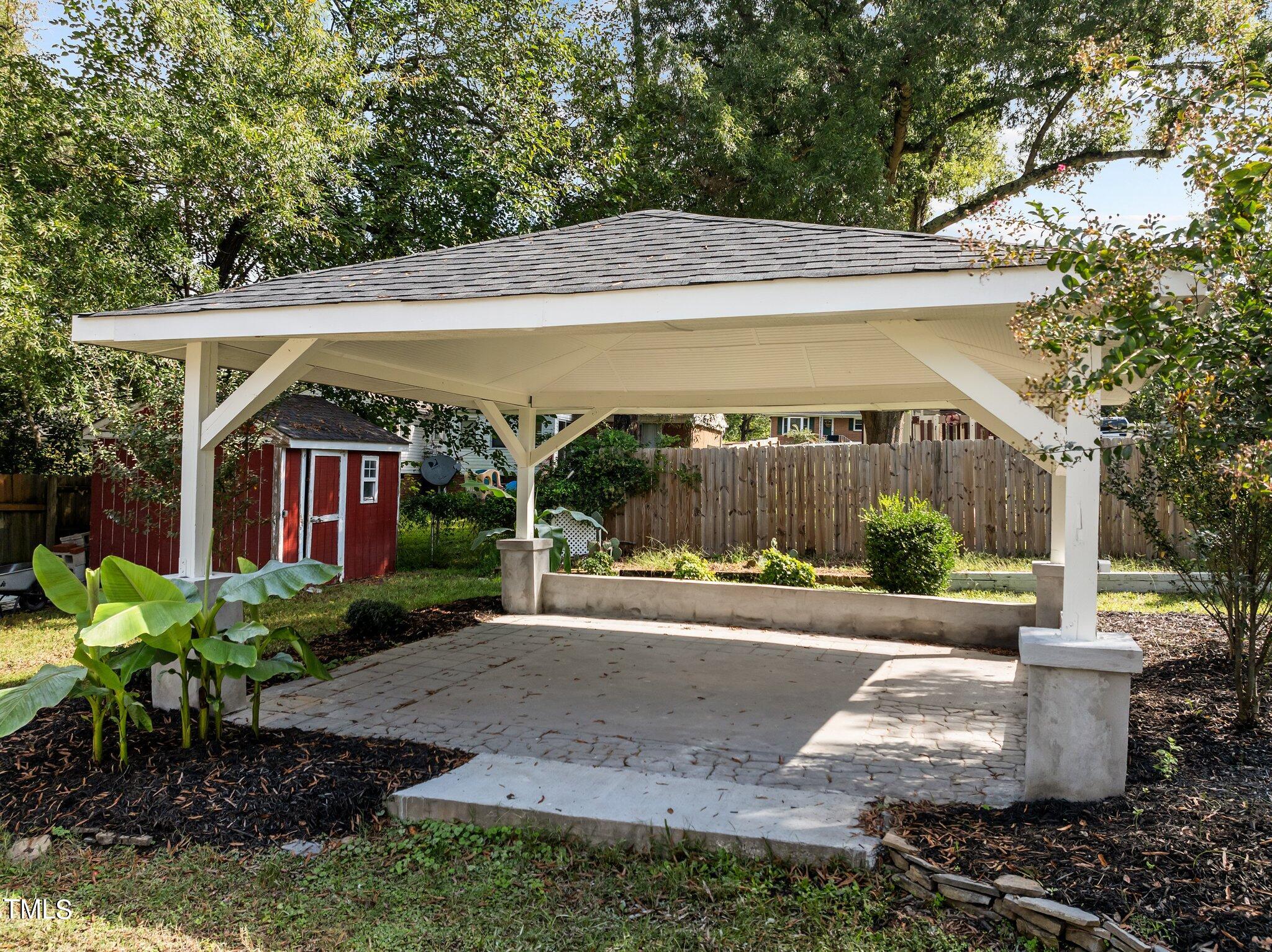 331 Lakeside Avenue Avenue