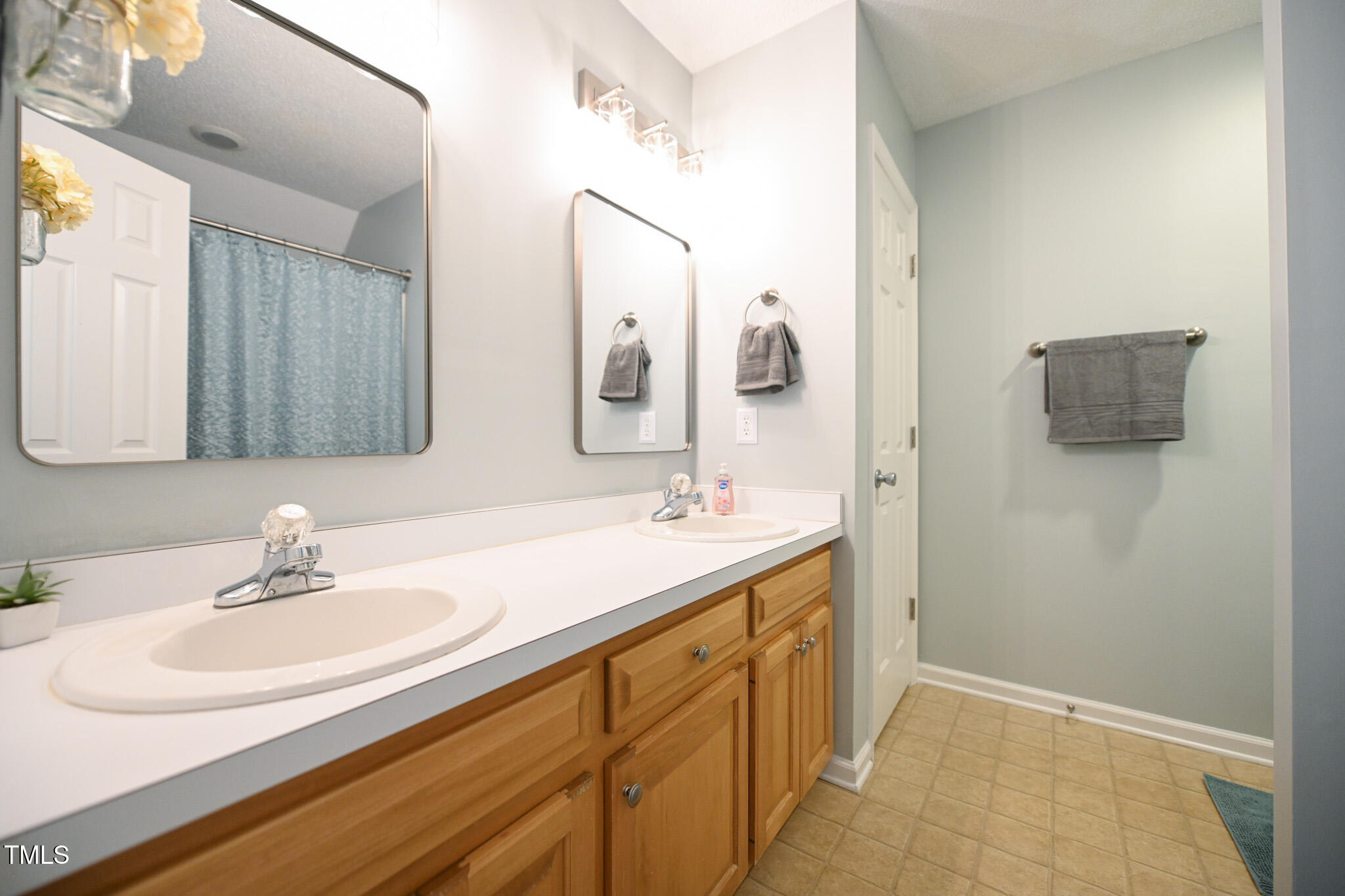 1301 Open Field Drive