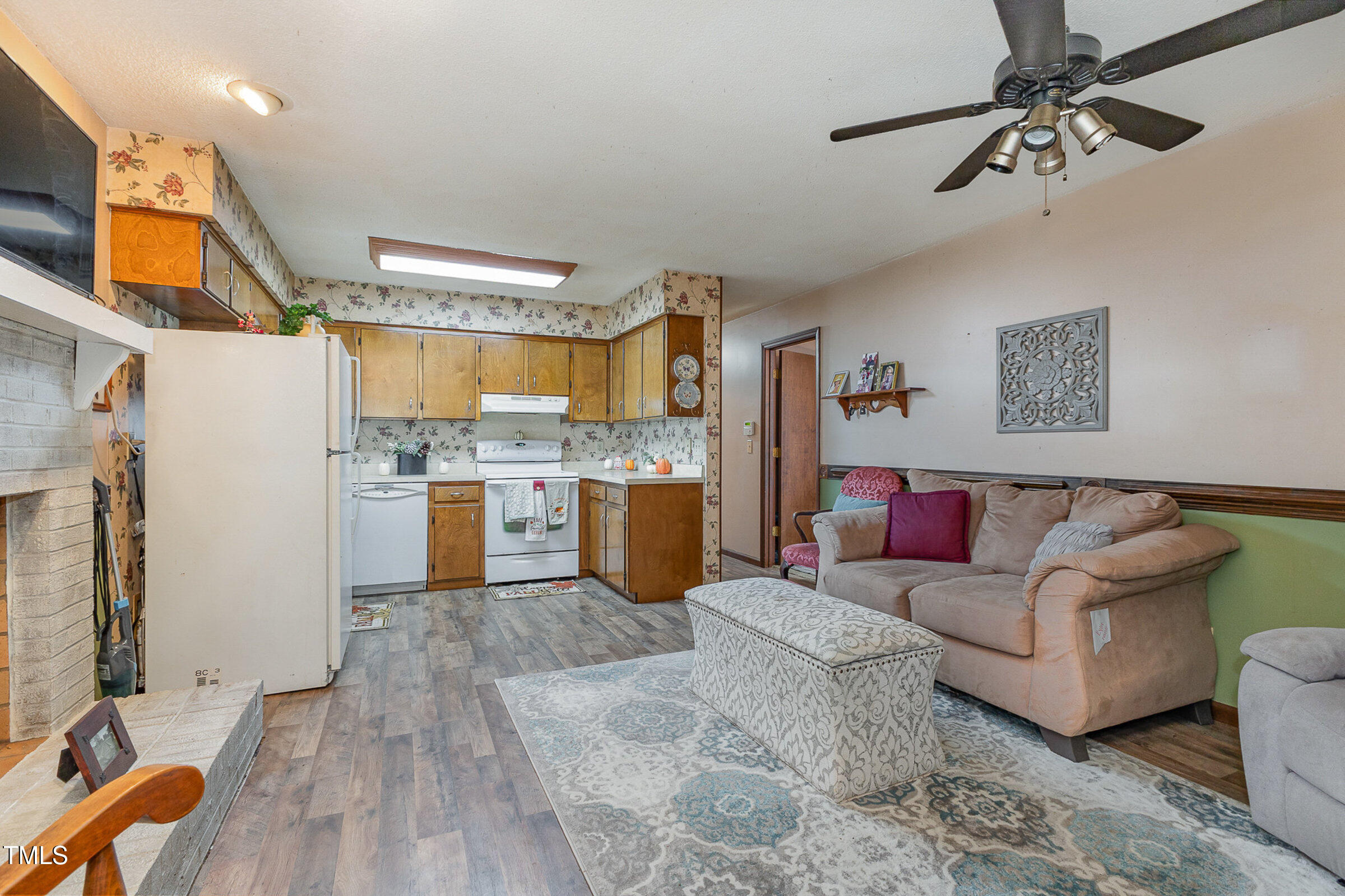 2728 Galilee Road