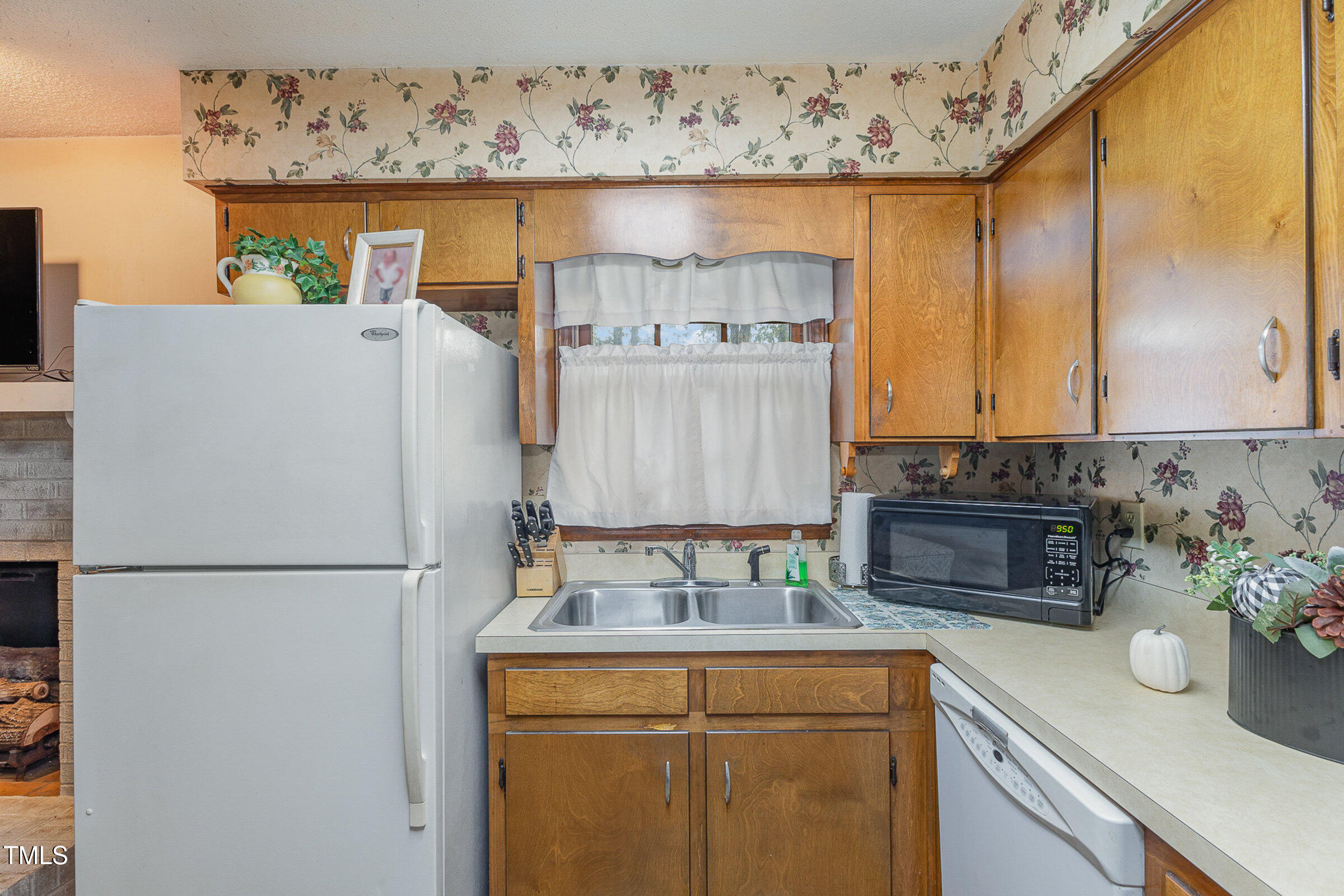2728 Galilee Road