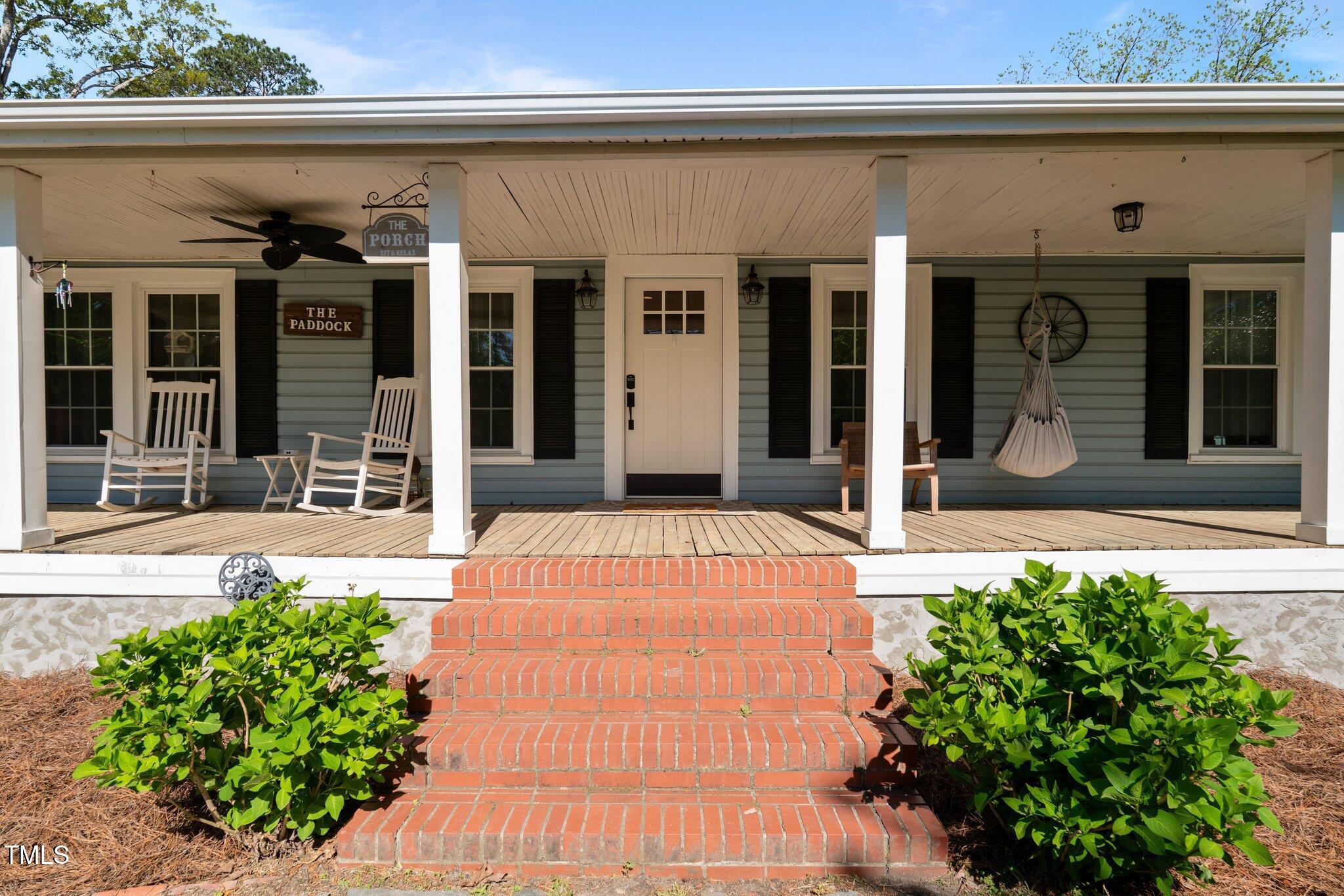 8211 Julian Road