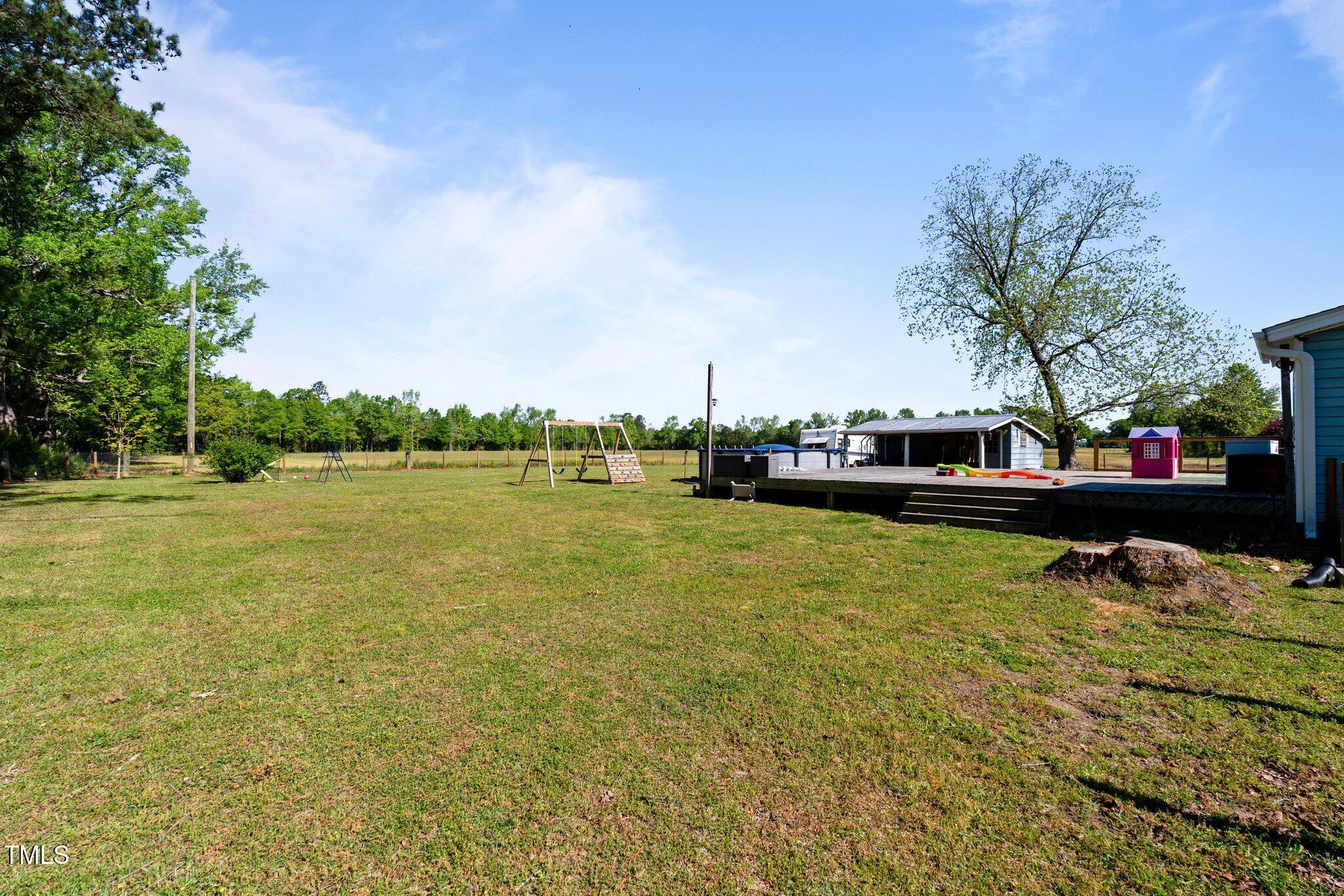 8211 Julian Road