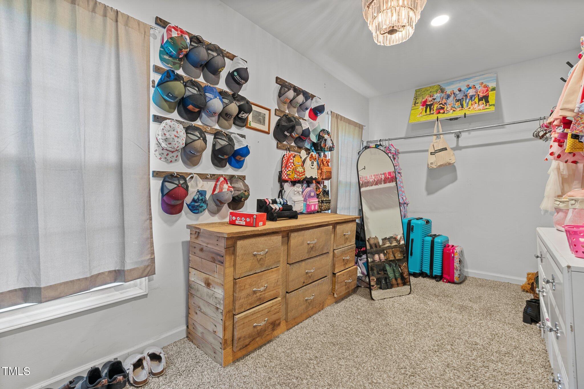 8211 Julian Road