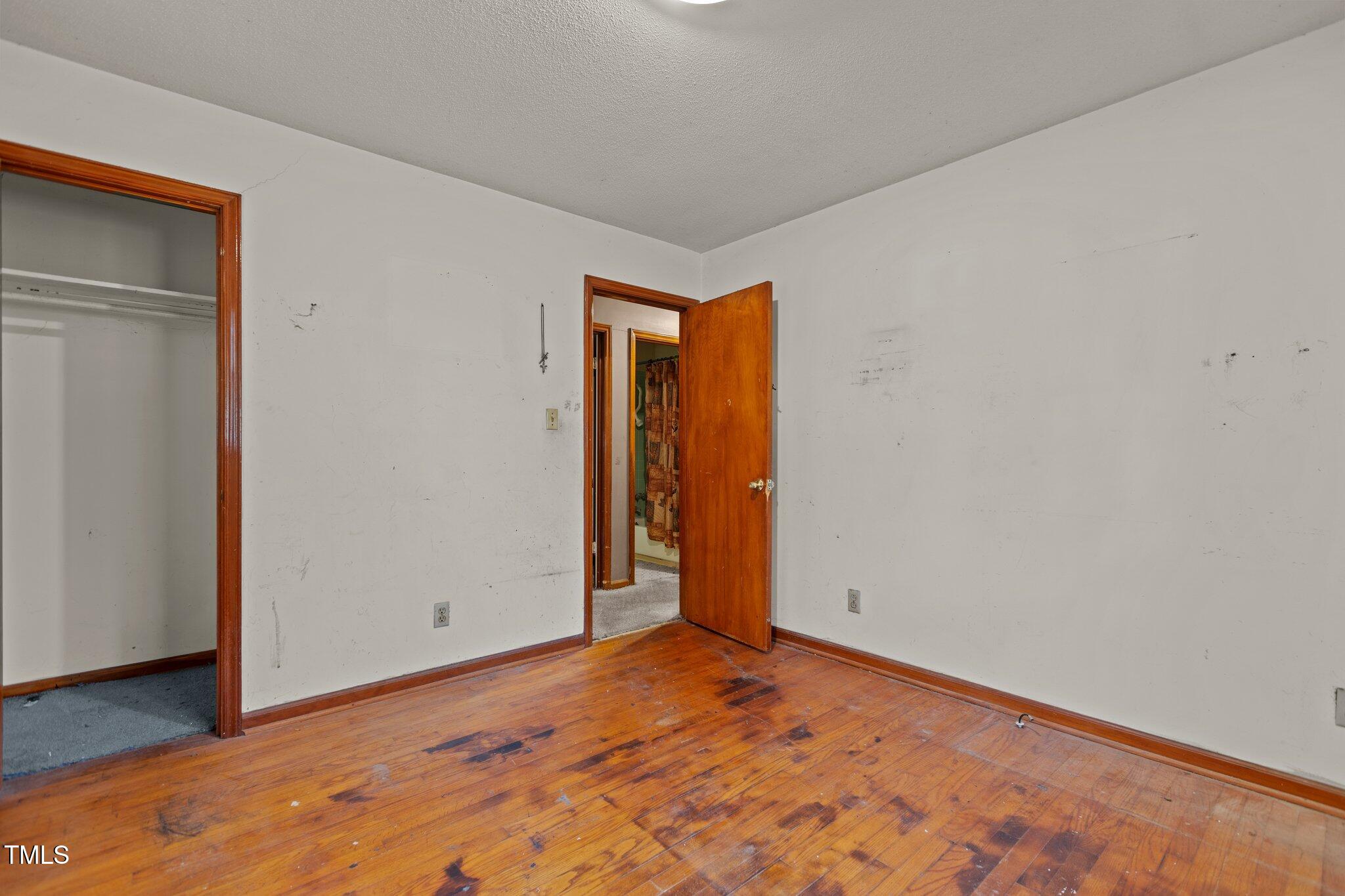 4038 Redwood Road