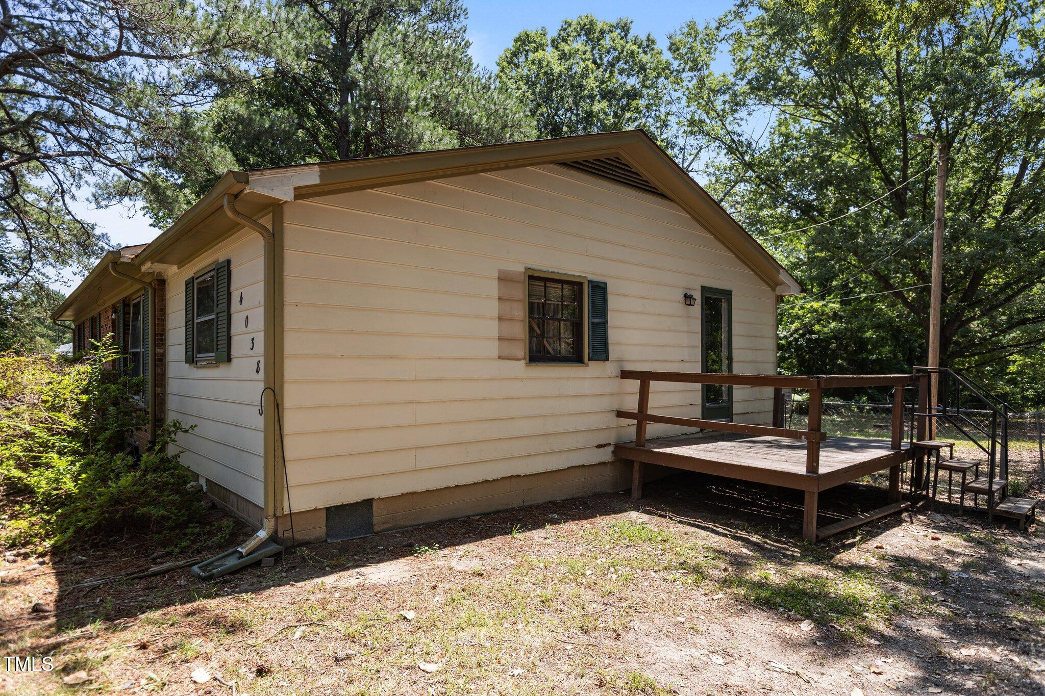 4038 Redwood Road