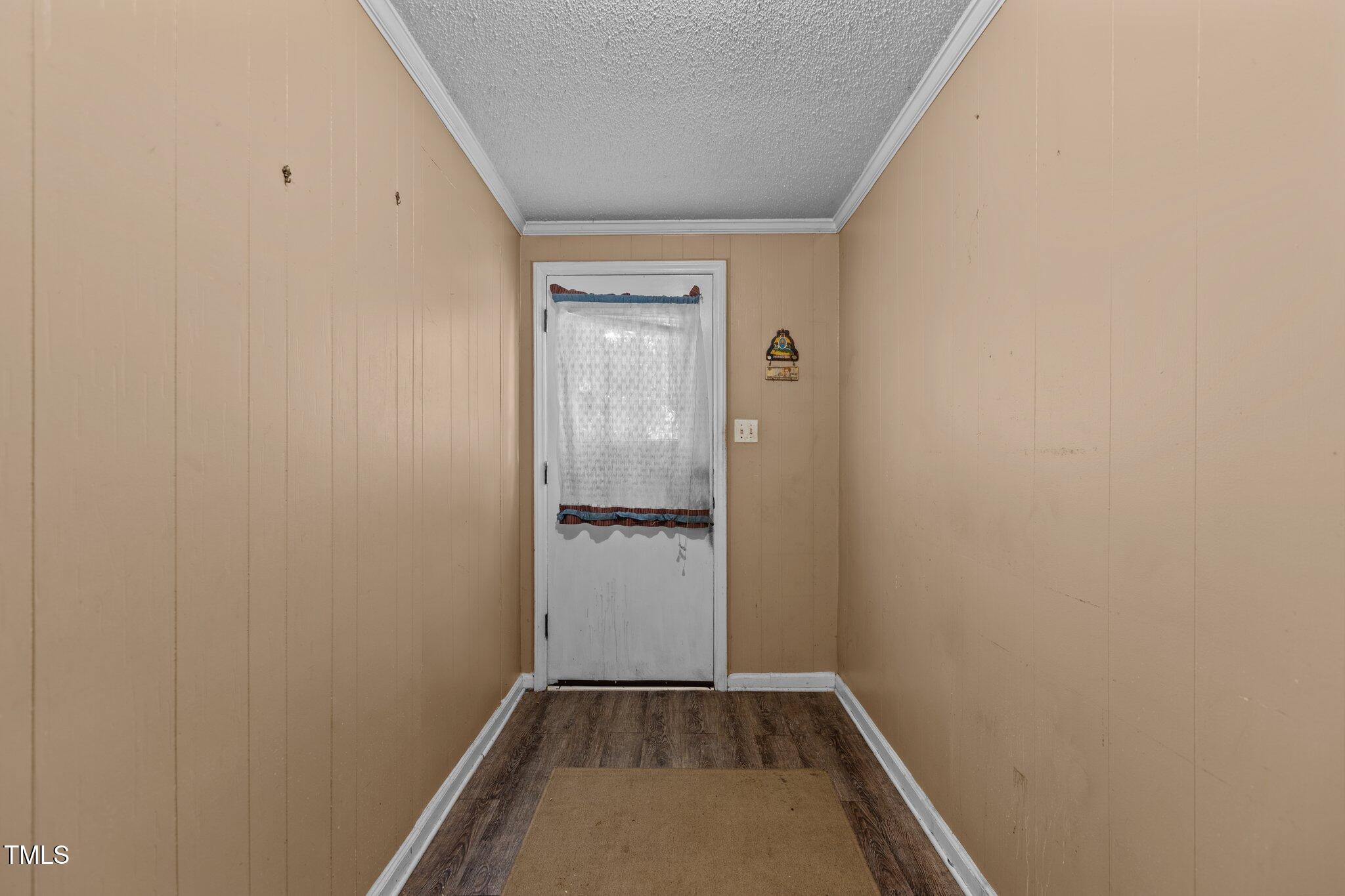 4038 Redwood Road