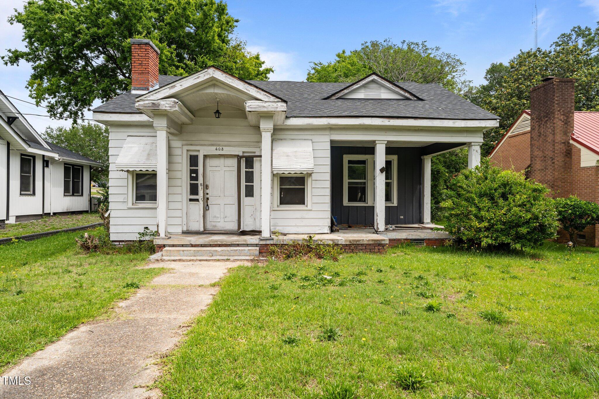 403 E Mulberry Street