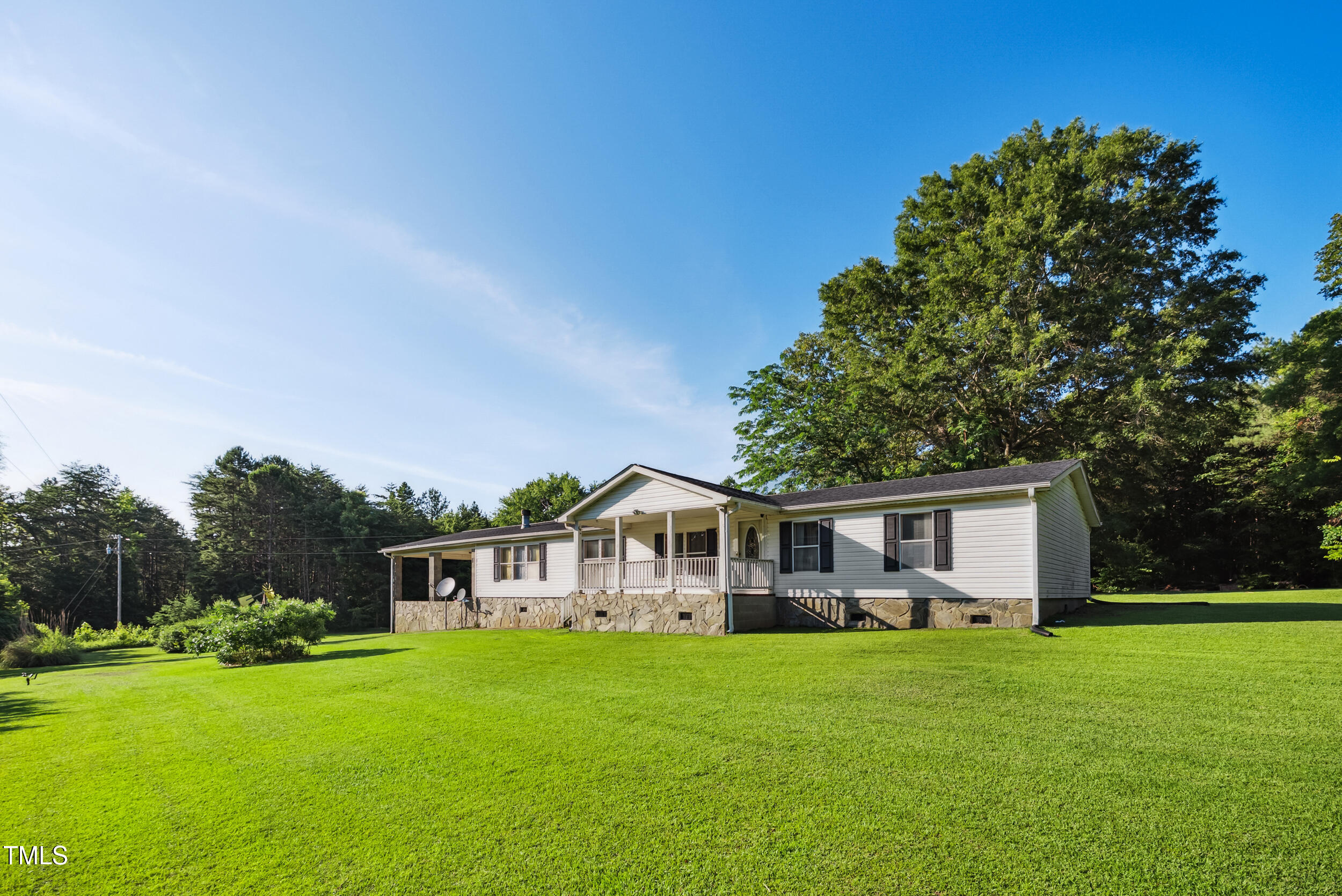 1550 Woodys Store Rd Road