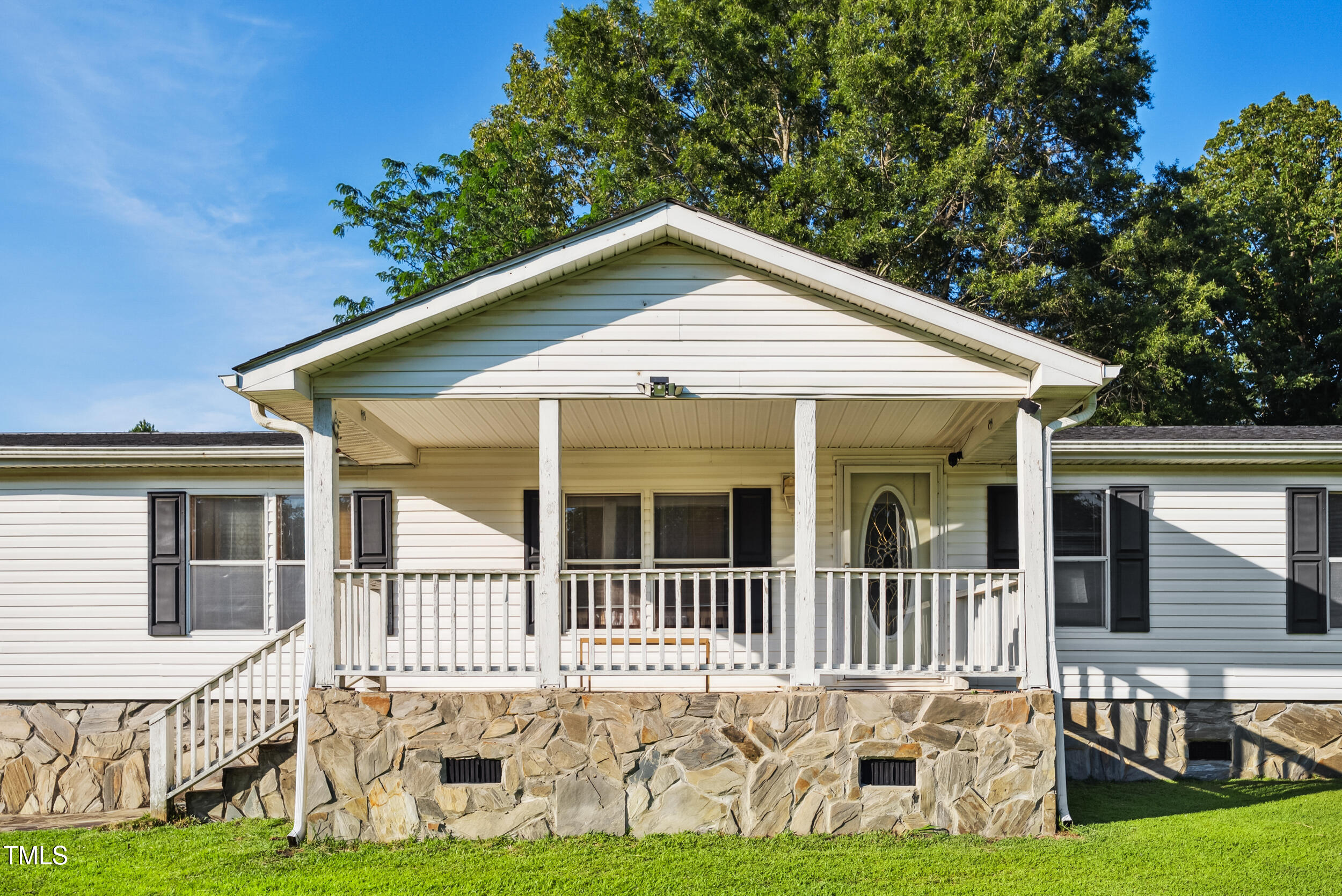 1550 Woodys Store Rd Road