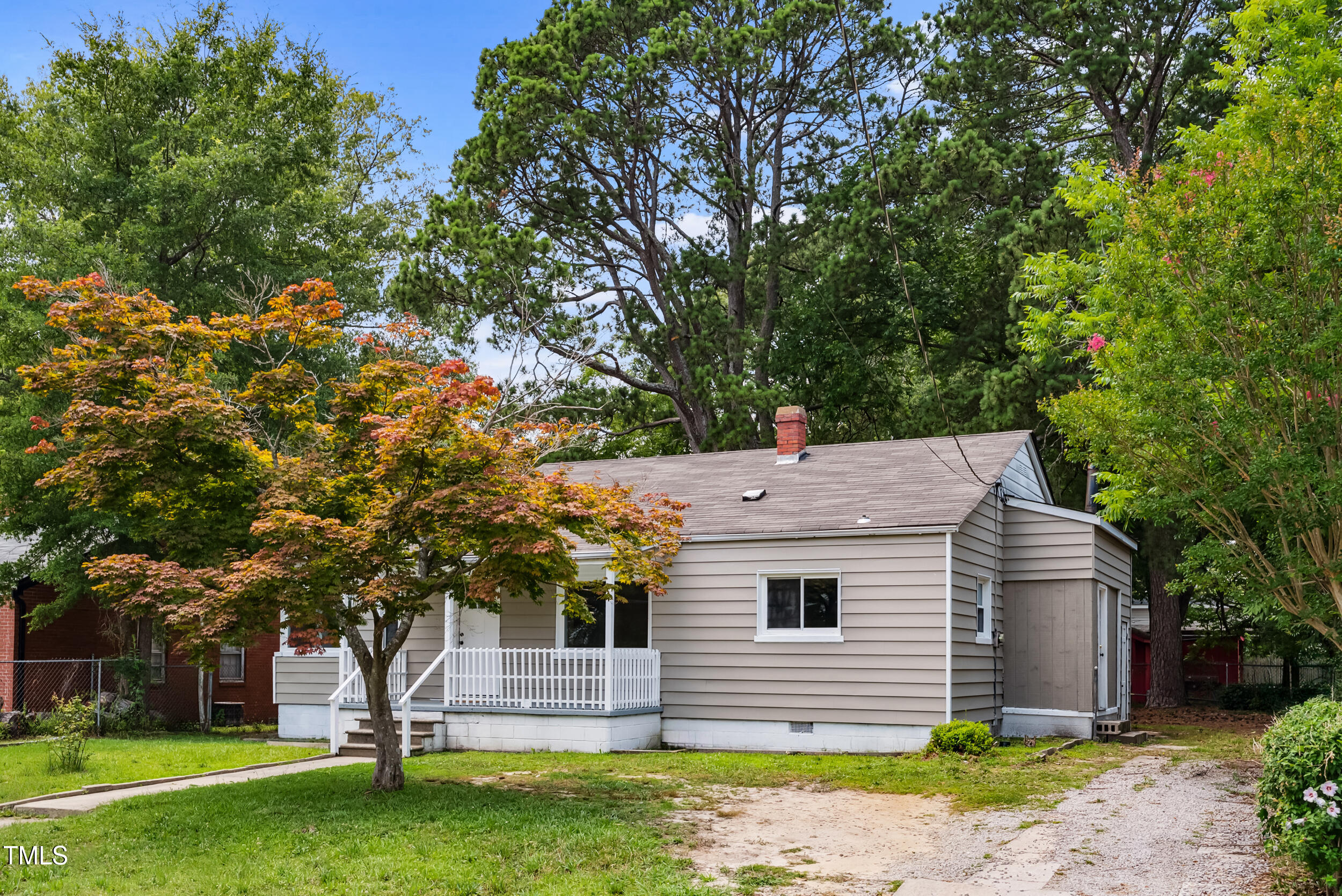 208 Fairview Avenue SW