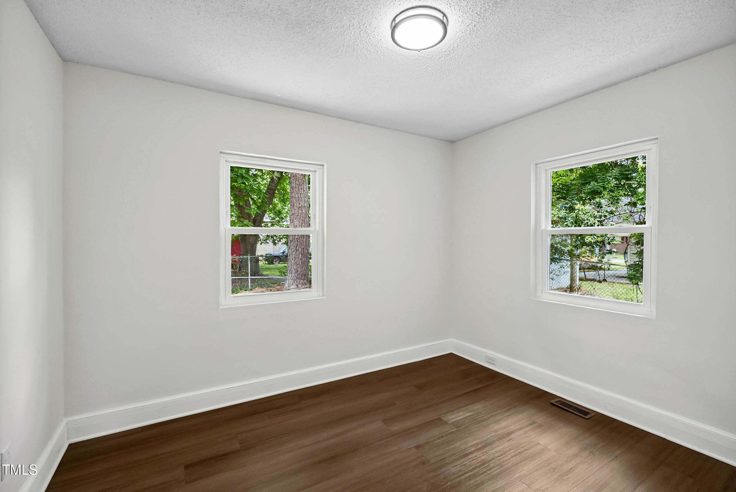 208 Fairview Avenue SW