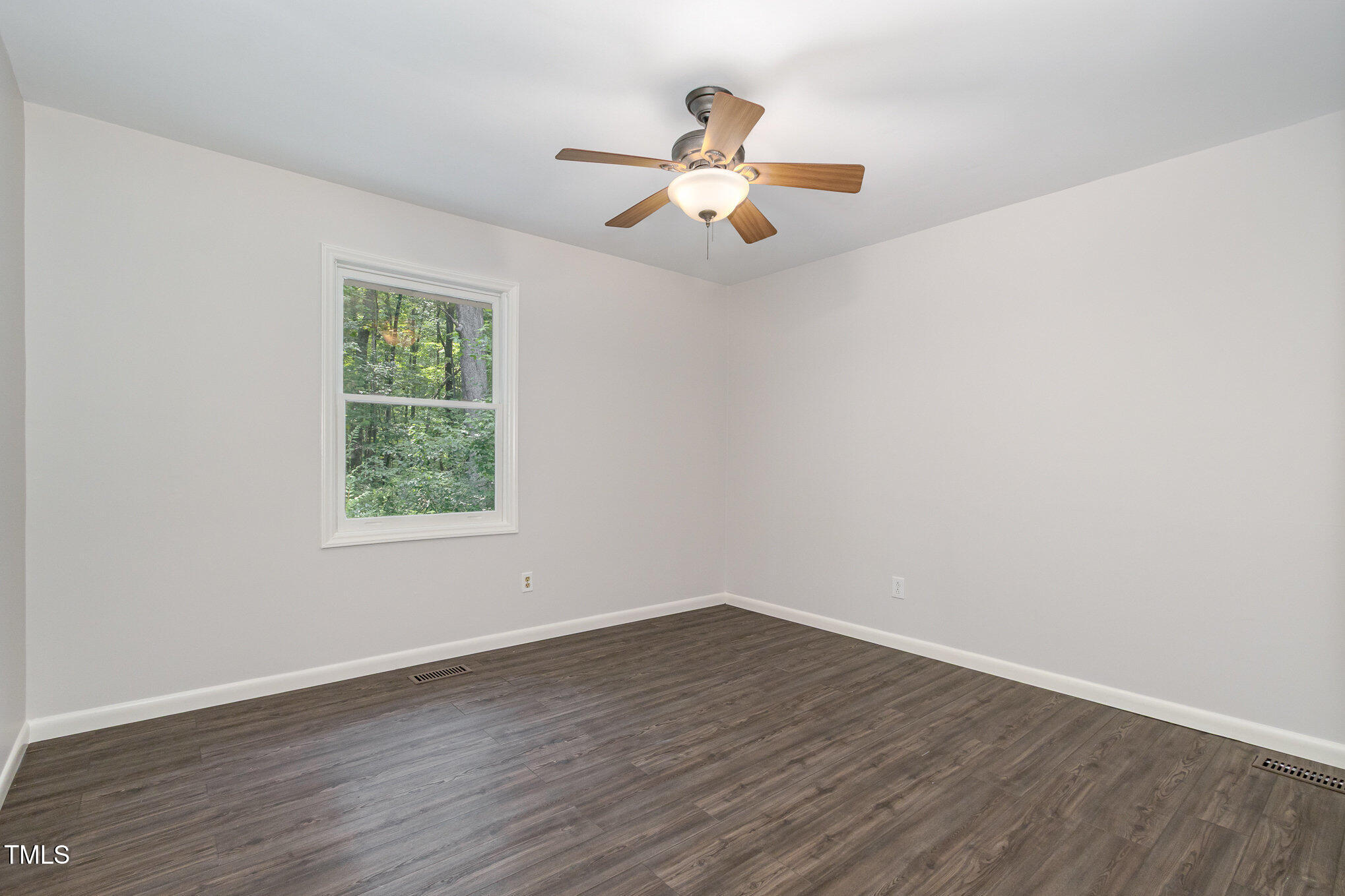 1512 Edwards Drive