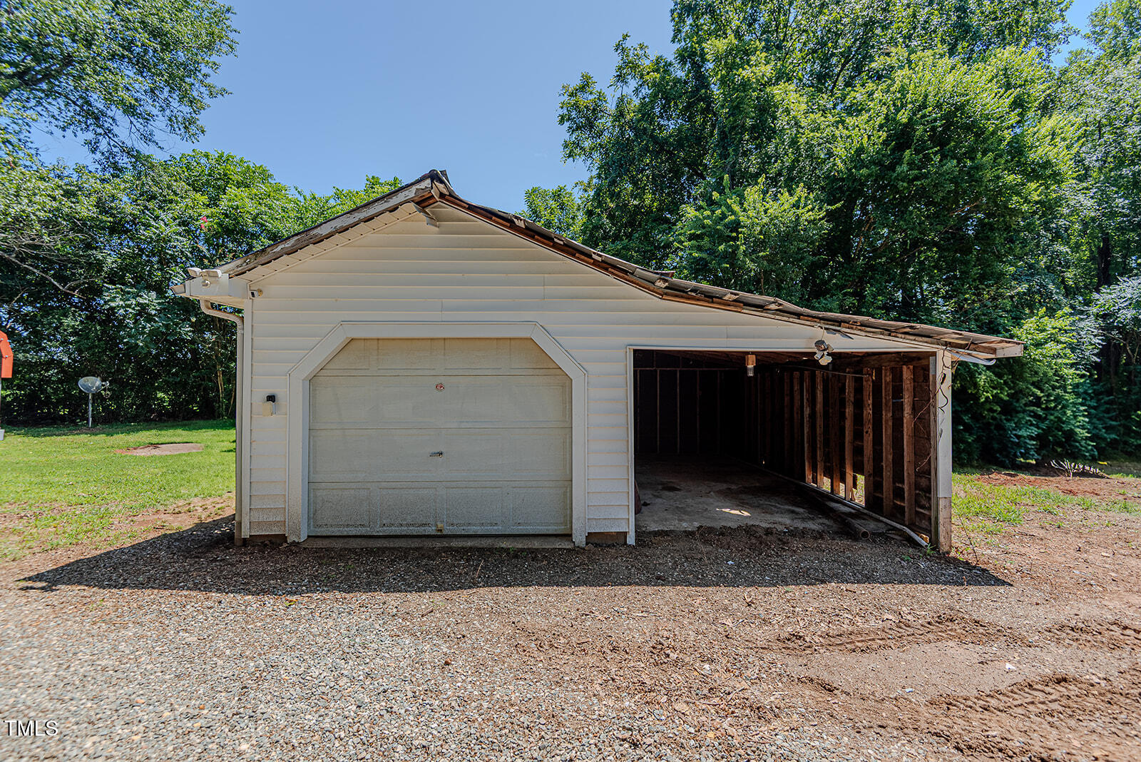 8204 Hebron Church Road