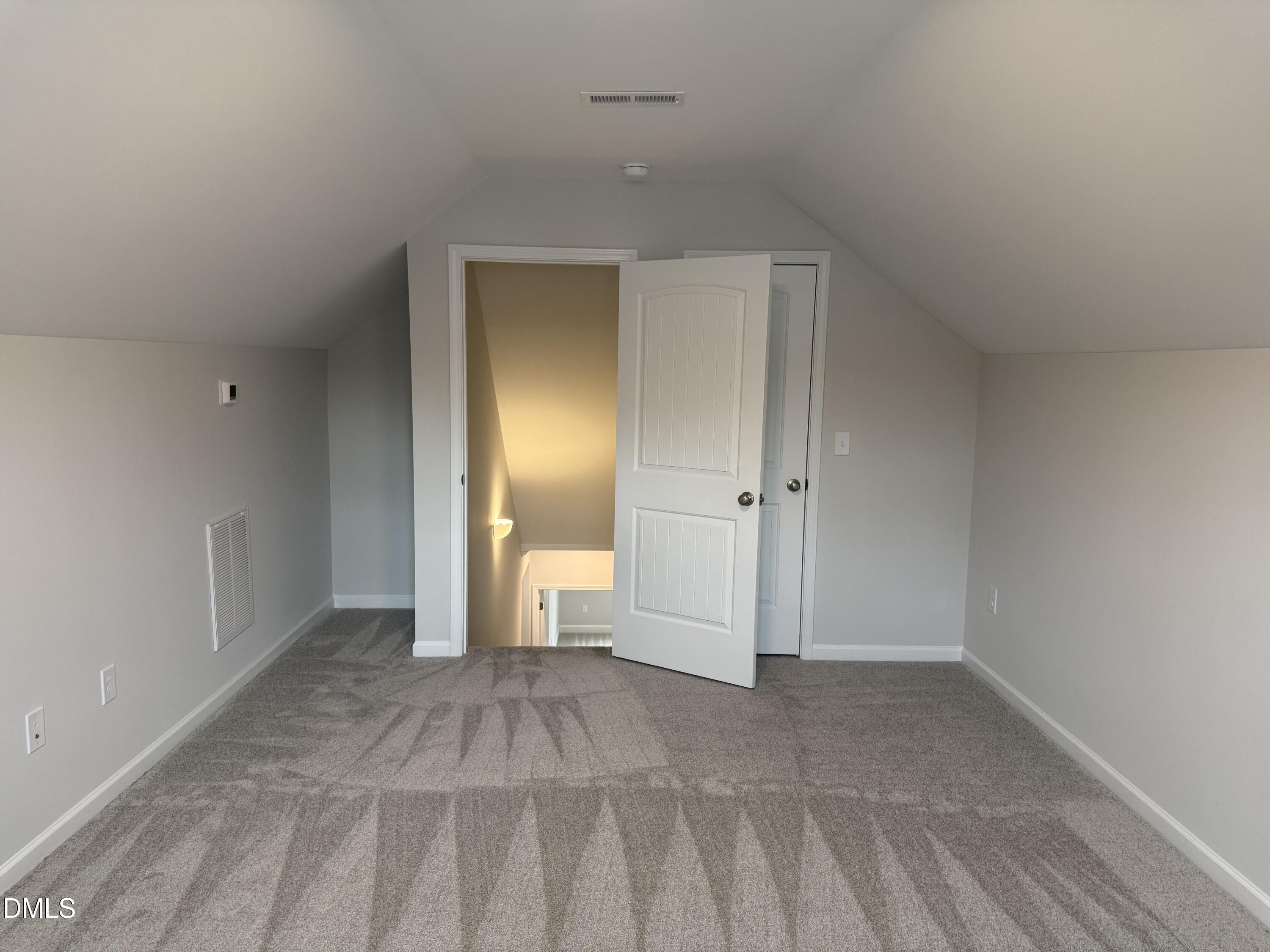 1960 Meadowview Drive