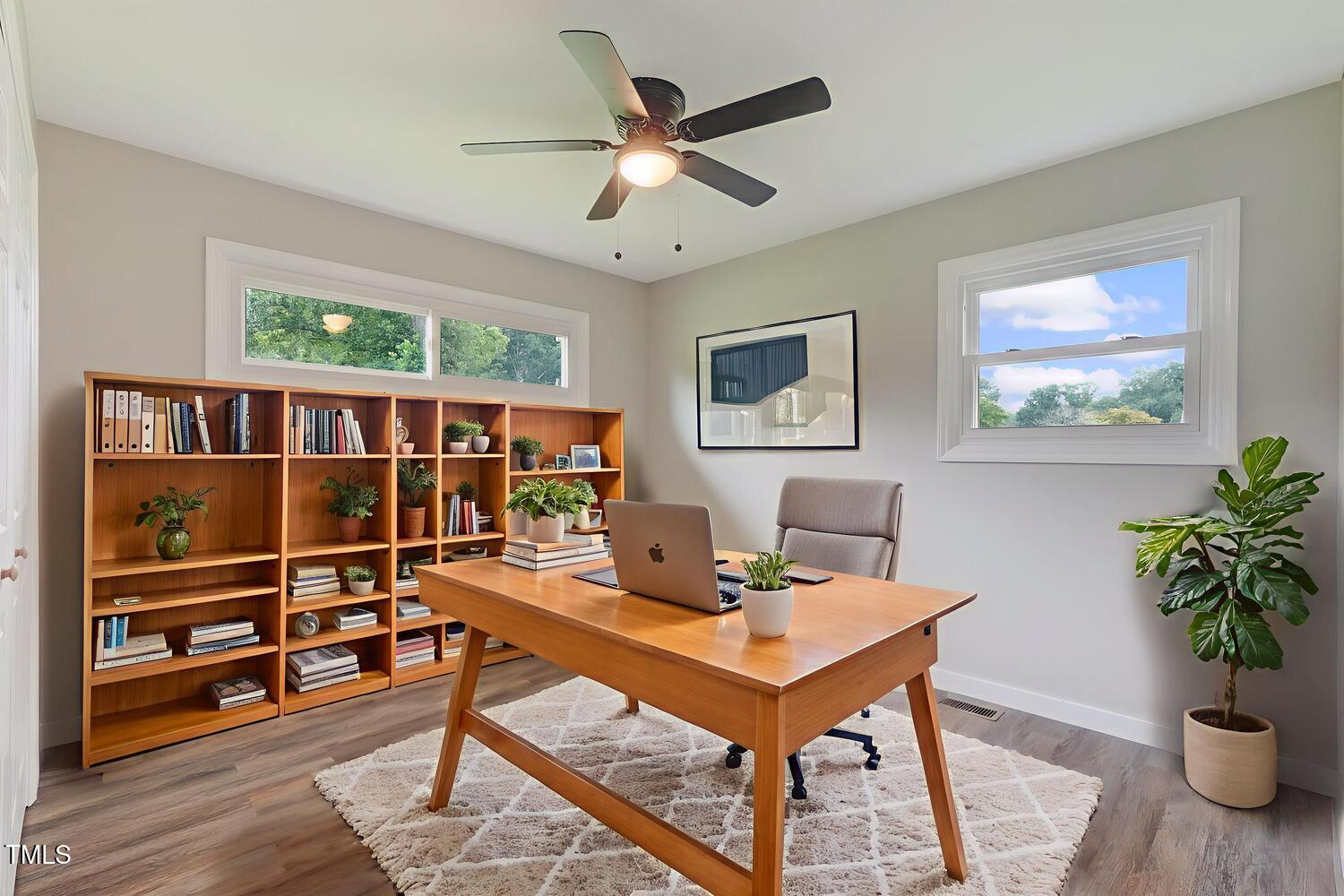 1242 Dogwood Street