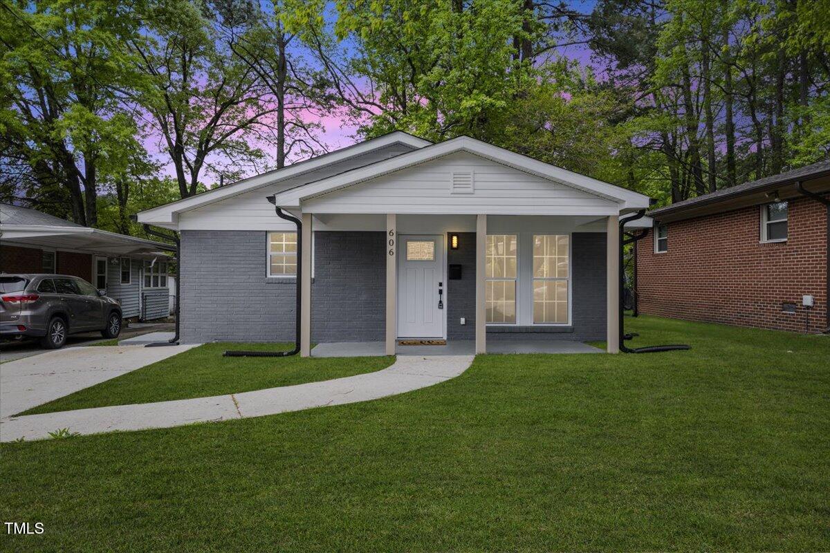 606 Cecil Street