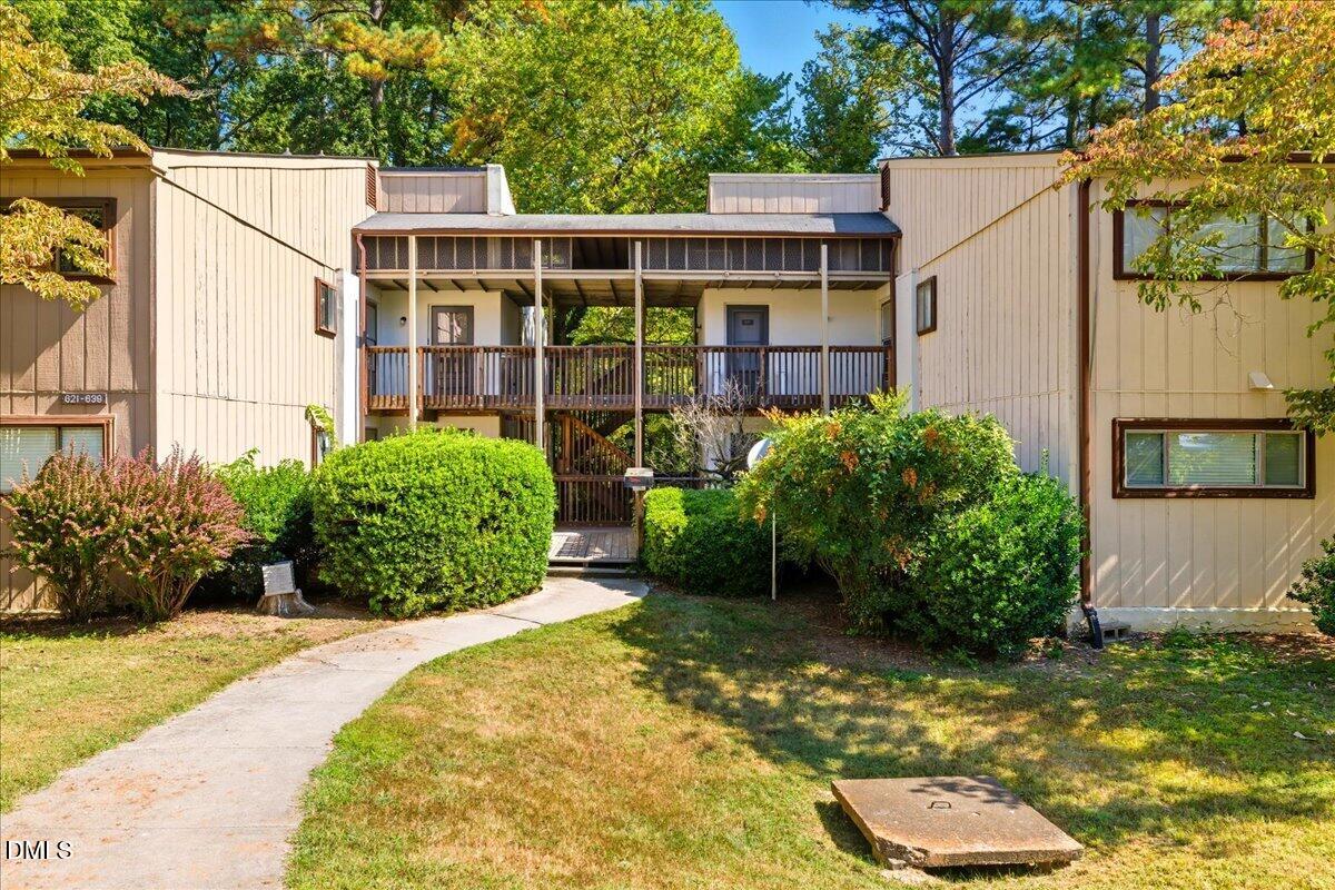 627 Pine Ridge Place