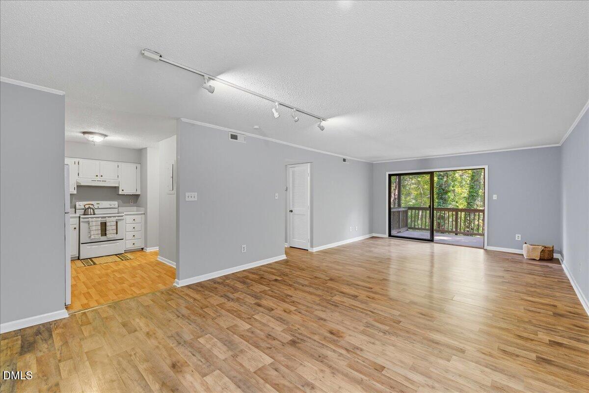627 Pine Ridge Place