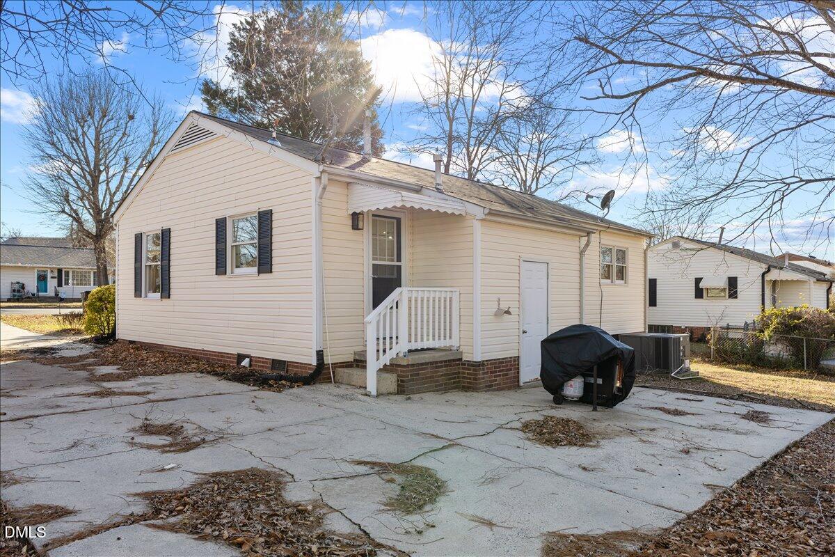 2322 Mckinney Street