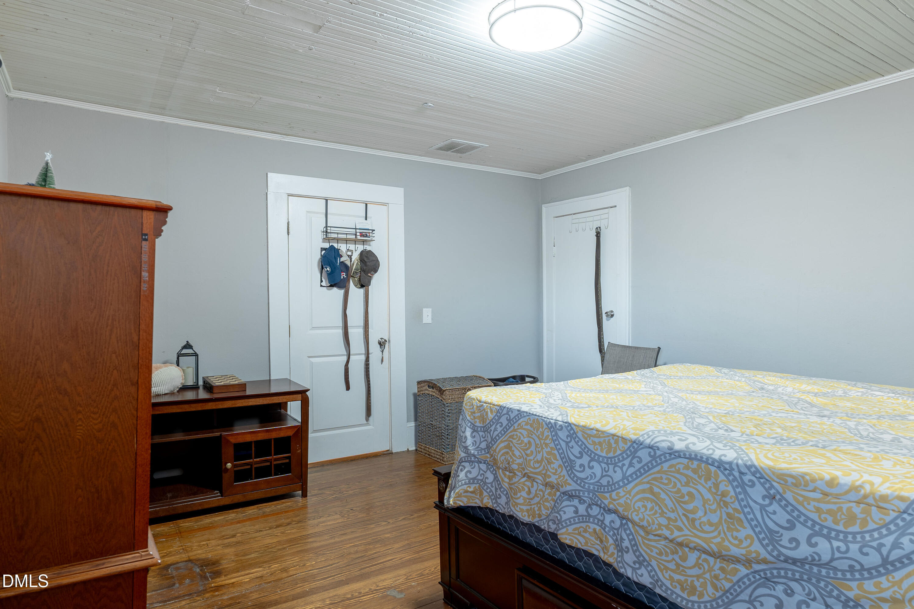 807 N Pollock Street