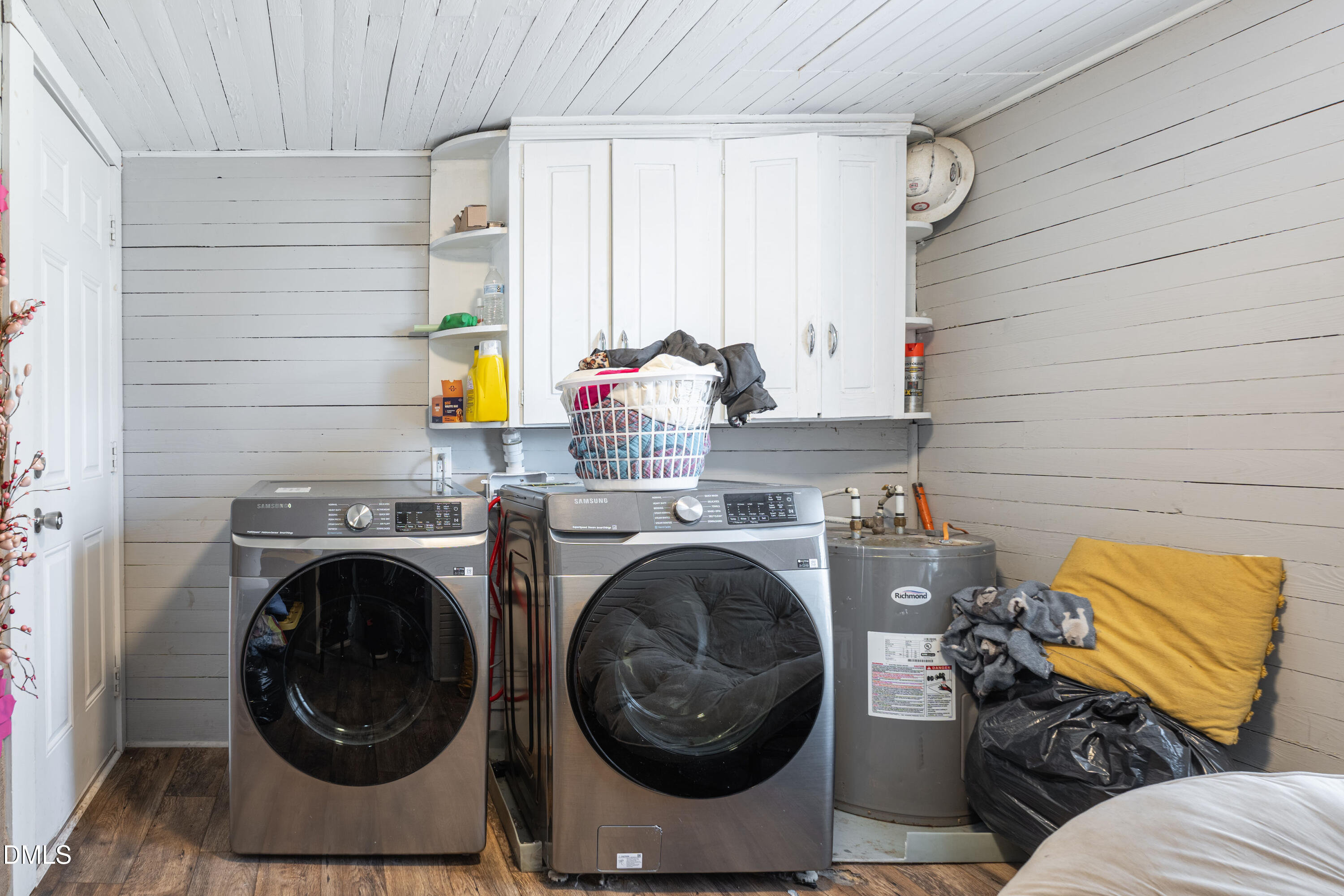 807 N Pollock Street