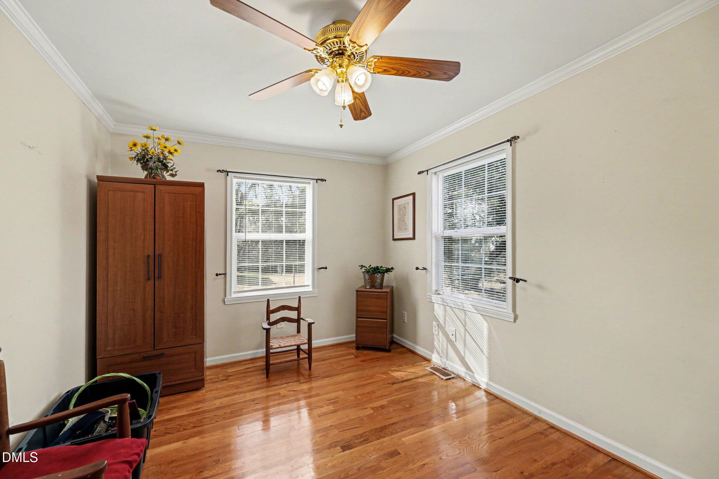 318 Lakeside Avenue