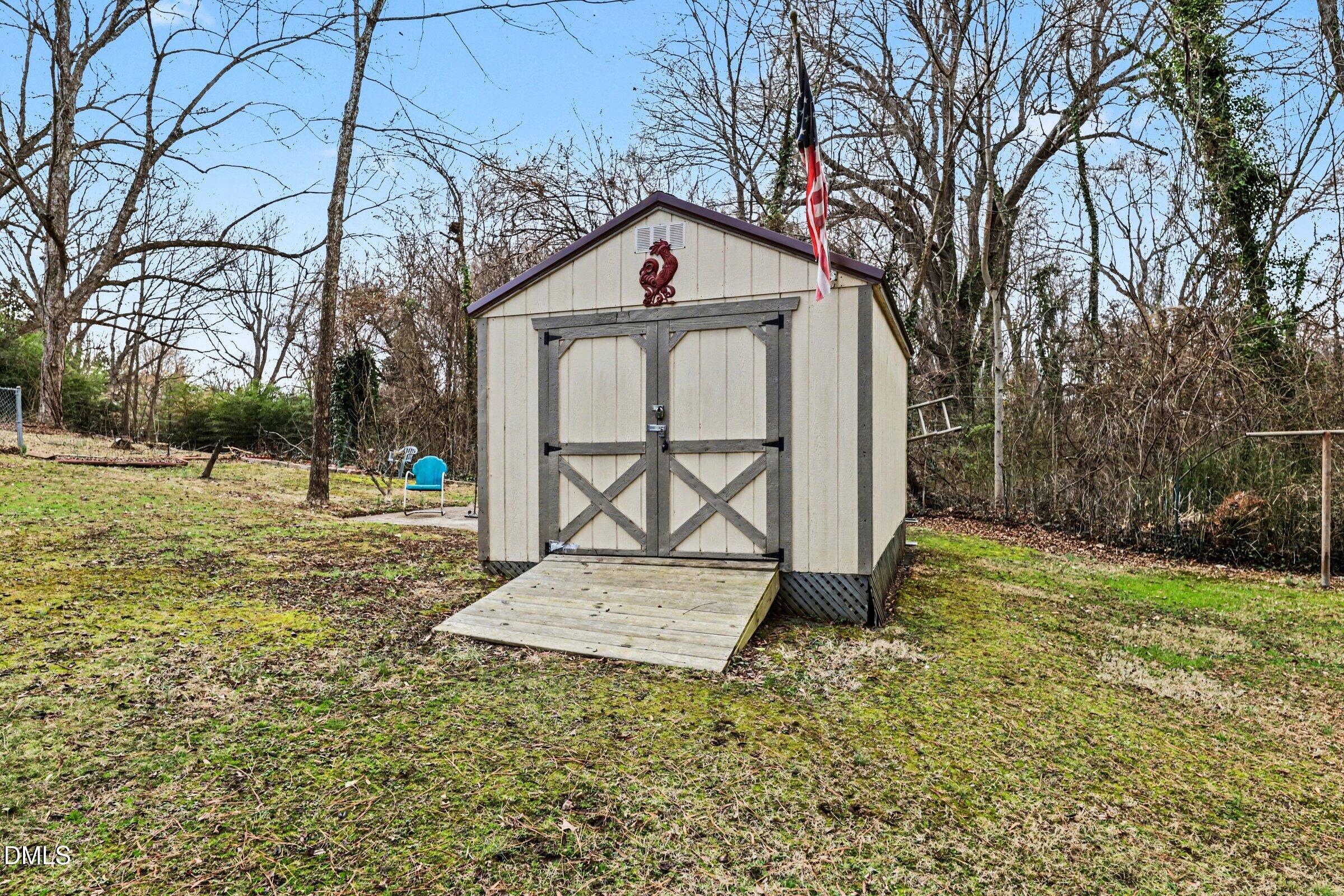 318 Lakeside Avenue