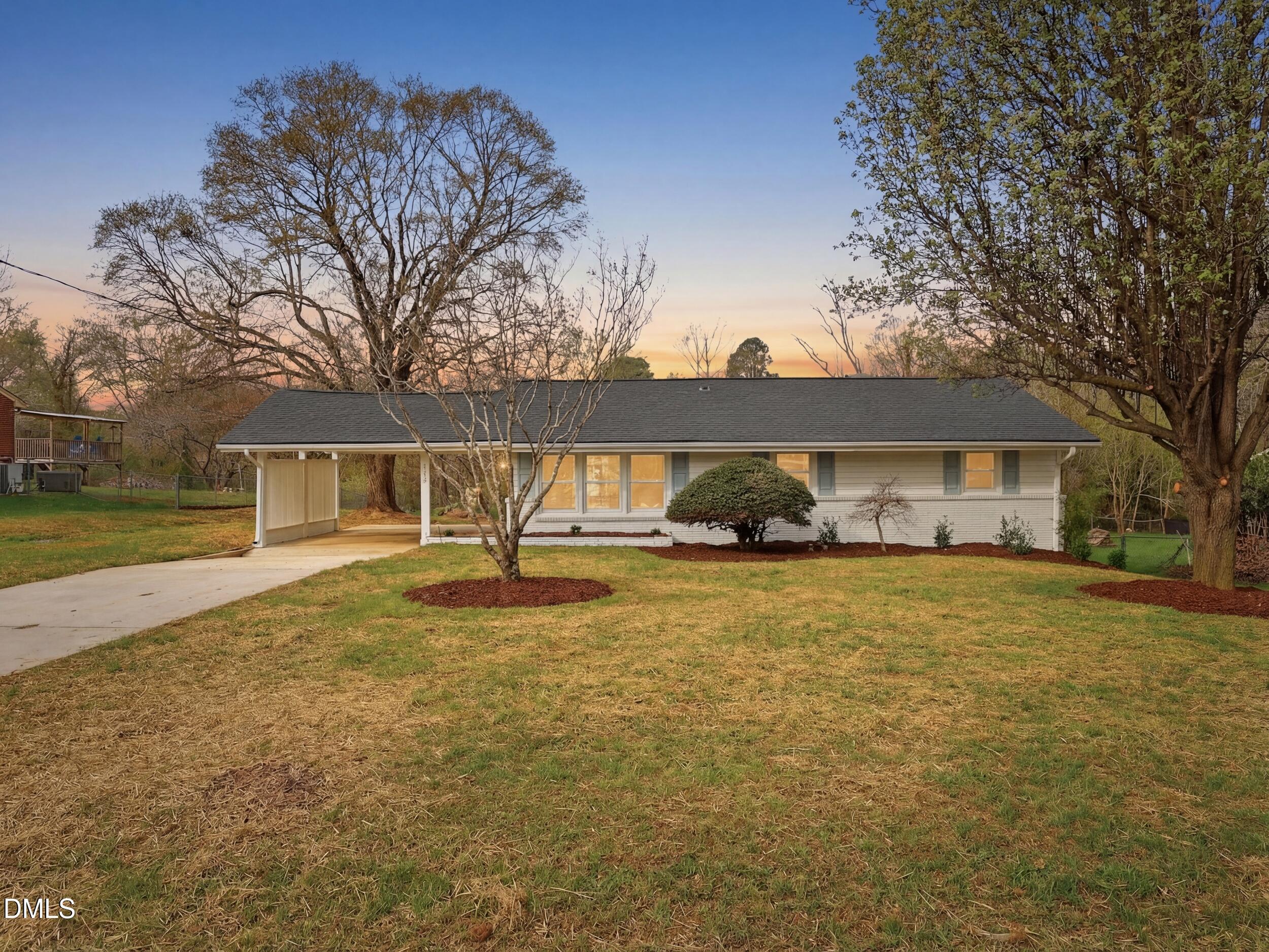 1513 Mountain View Court